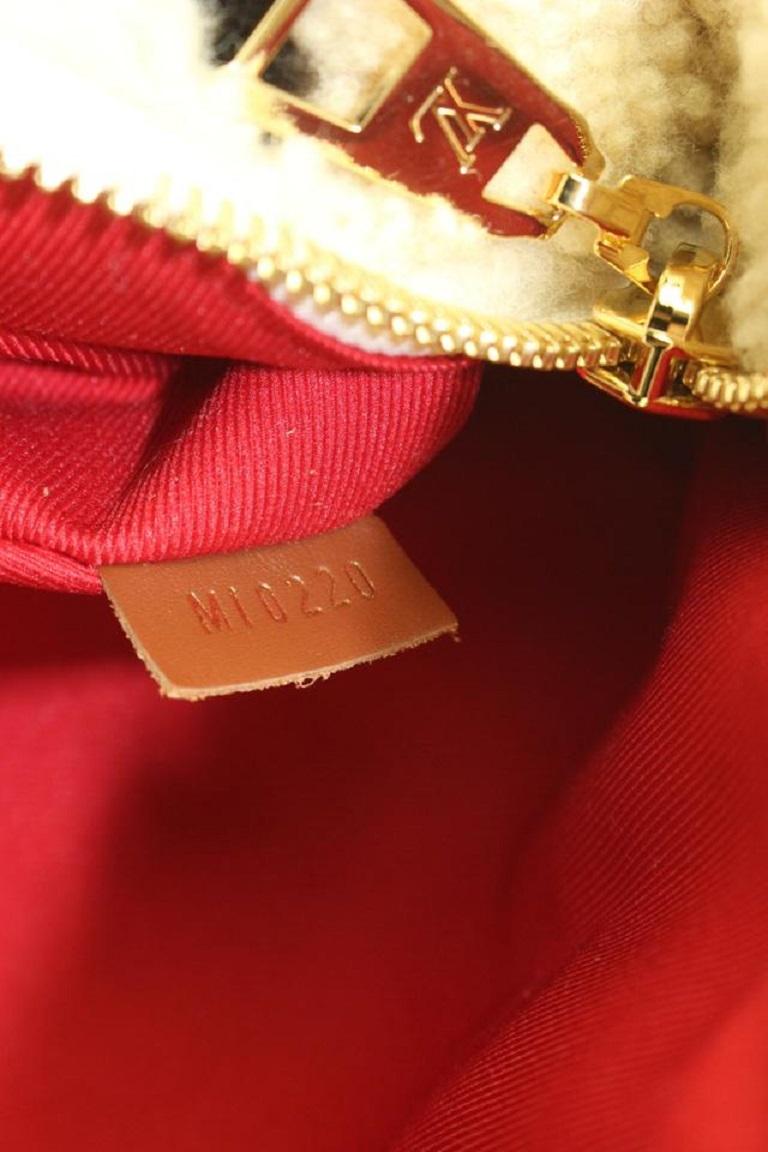 Louis Vuitton Bumbag Monogram Teddy Fleece Beige/Brown in Fleece