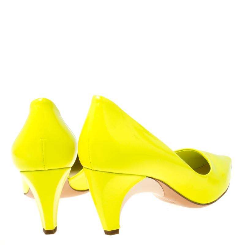 Yellow Louis Vuitton Flourescent Leather Pointed Toe D'orsay Pumps Size 36 For Sale