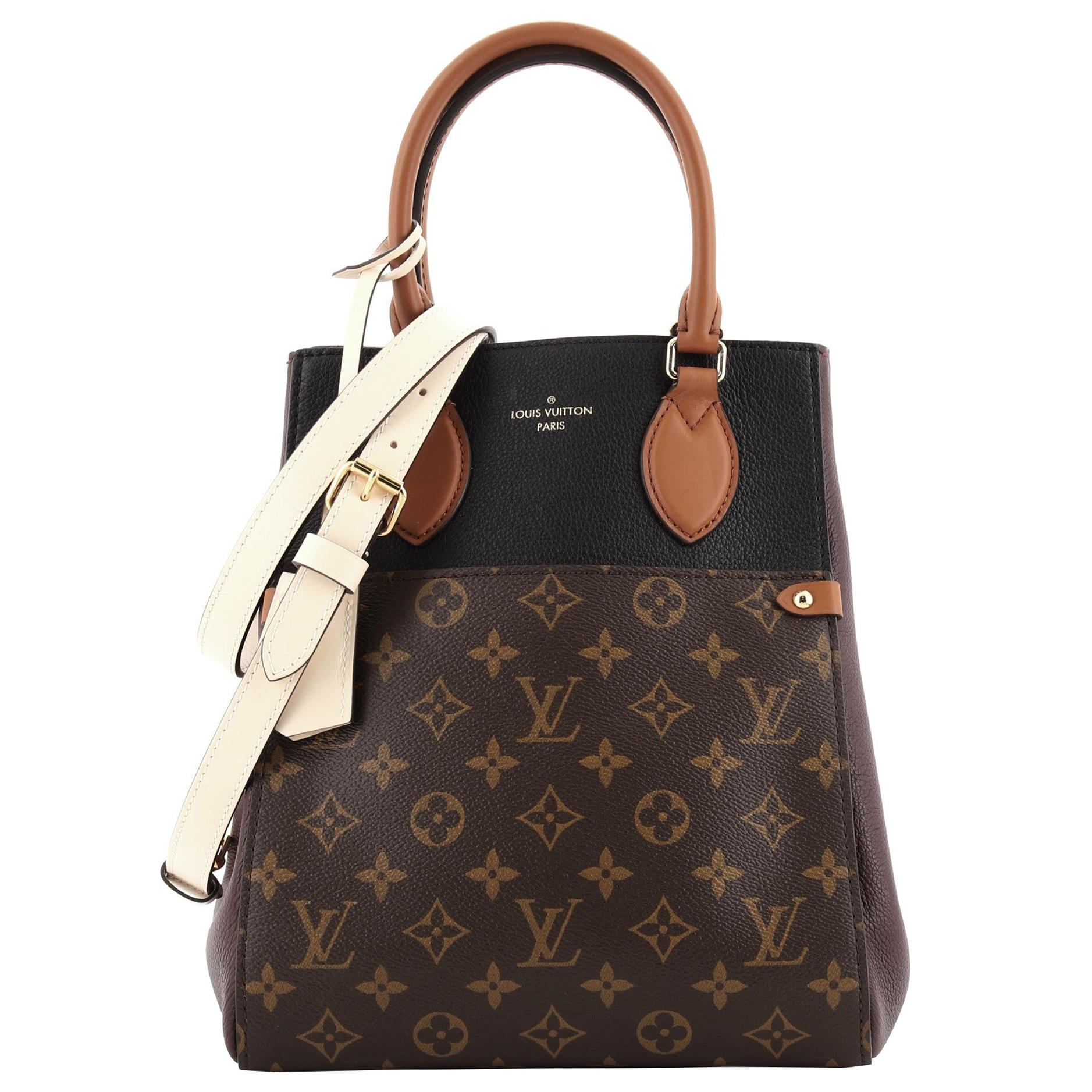 Louis Vuitton Neverfull NM Tote Leather and Monogram Teddy Shearling MM For  Sale at 1stDibs