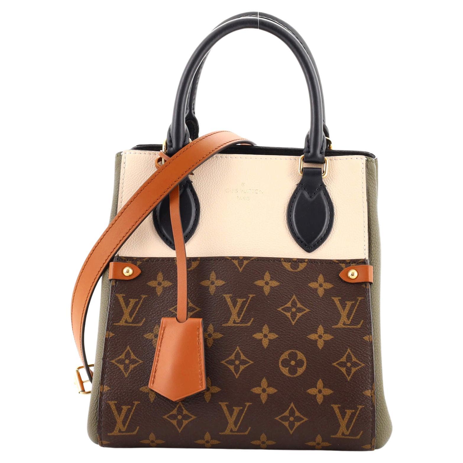 Louis Vuitton Fold Tote Monogram Canvas and Leather PM For Sale at 1stDibs