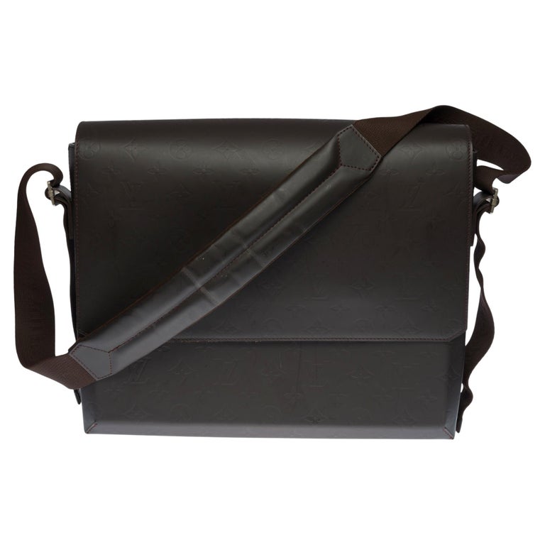 Louis Vuitton Fonzie Messenger shoulder bag in brown monogram leather