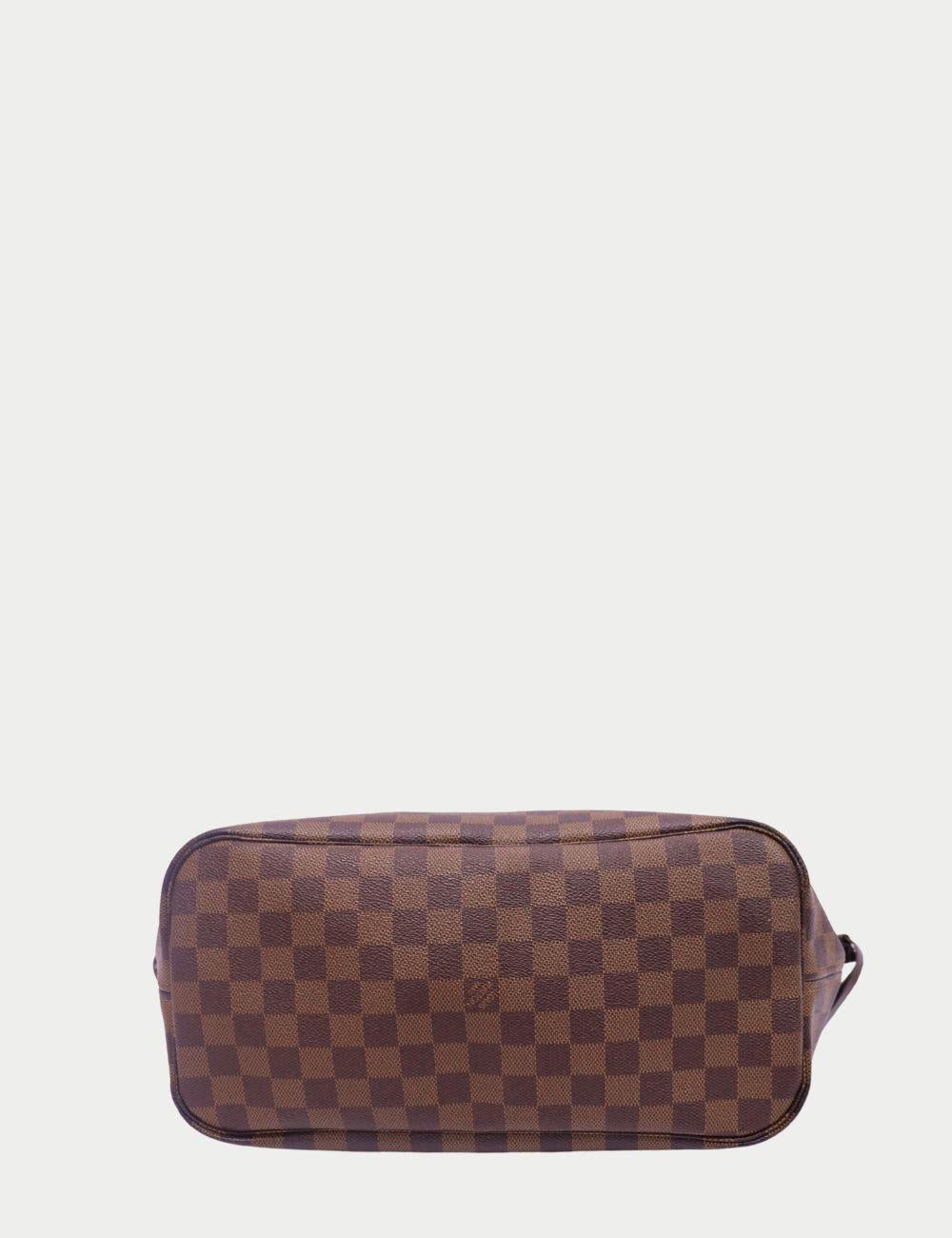 Louis Vuitton (Schwarz) im Angebot