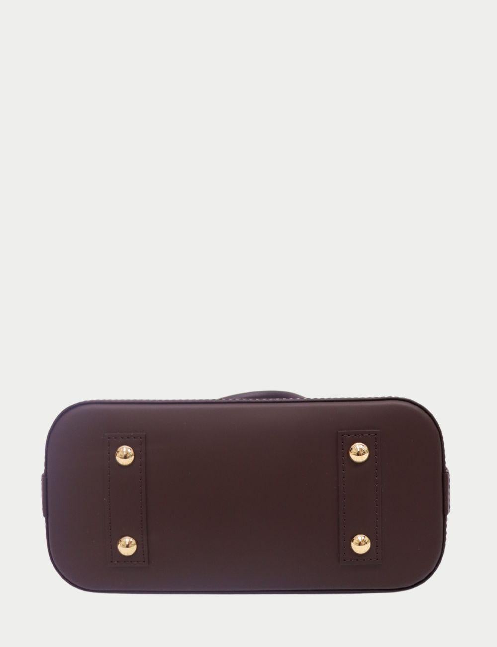 Louis Vuitton In Excellent Condition For Sale In Amman, JO