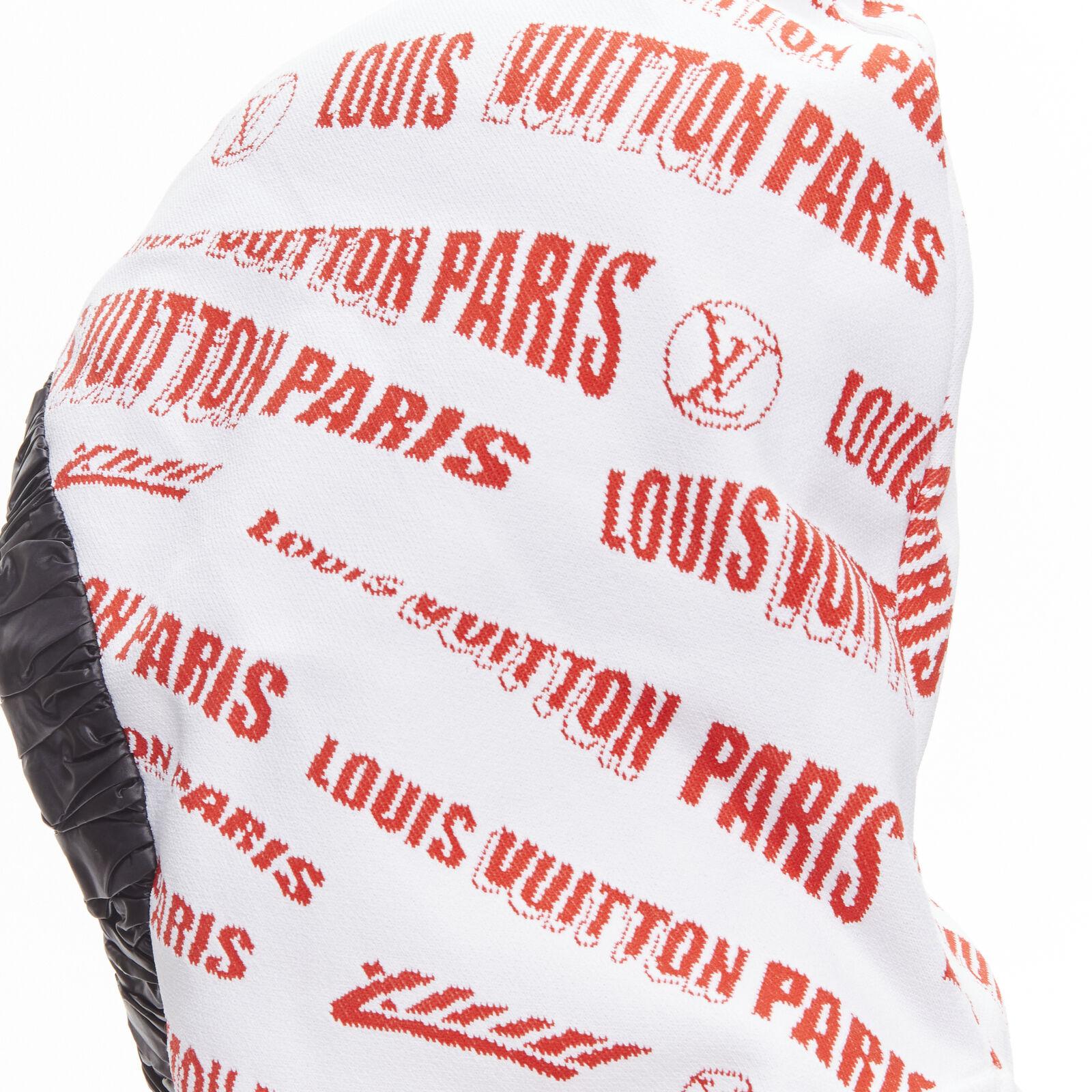 LOUIS VUITTON FORNASETTI 2021 white red logo jacquard nylon trim snood hood hat
Reference: AAWC/A00081
Brand: Louis Vuitton
Designer: Nicolas Ghesquiere
Collection: Fornasetti 2021 - Runway
Material: Viscose, Polyamide
Color: White, Red
Pattern: