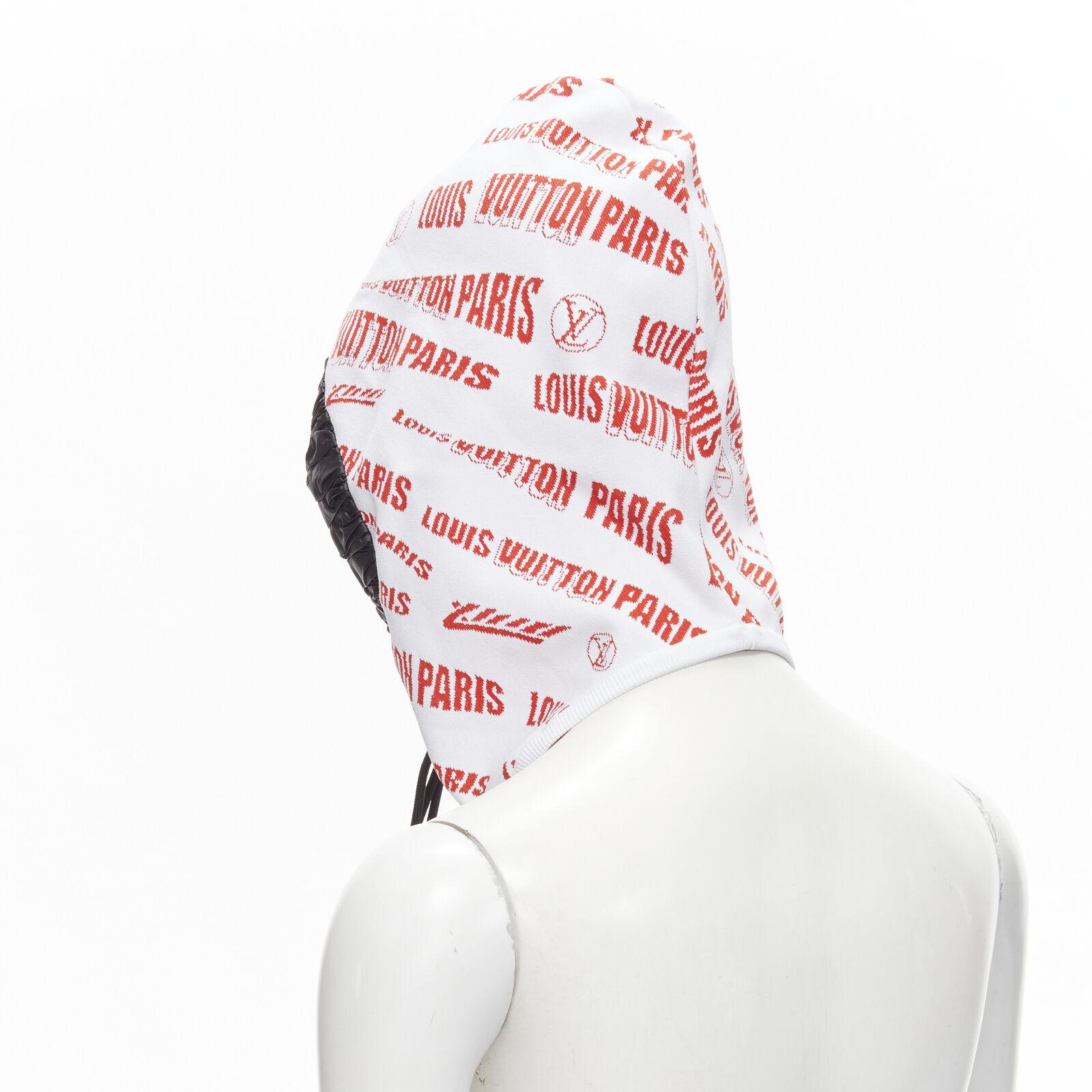 LOUIS VUITTON FORNASETTI 2021 weißes rotes Logo Jacquard Nylonbesatz Snood Hood Hut im Angebot 1