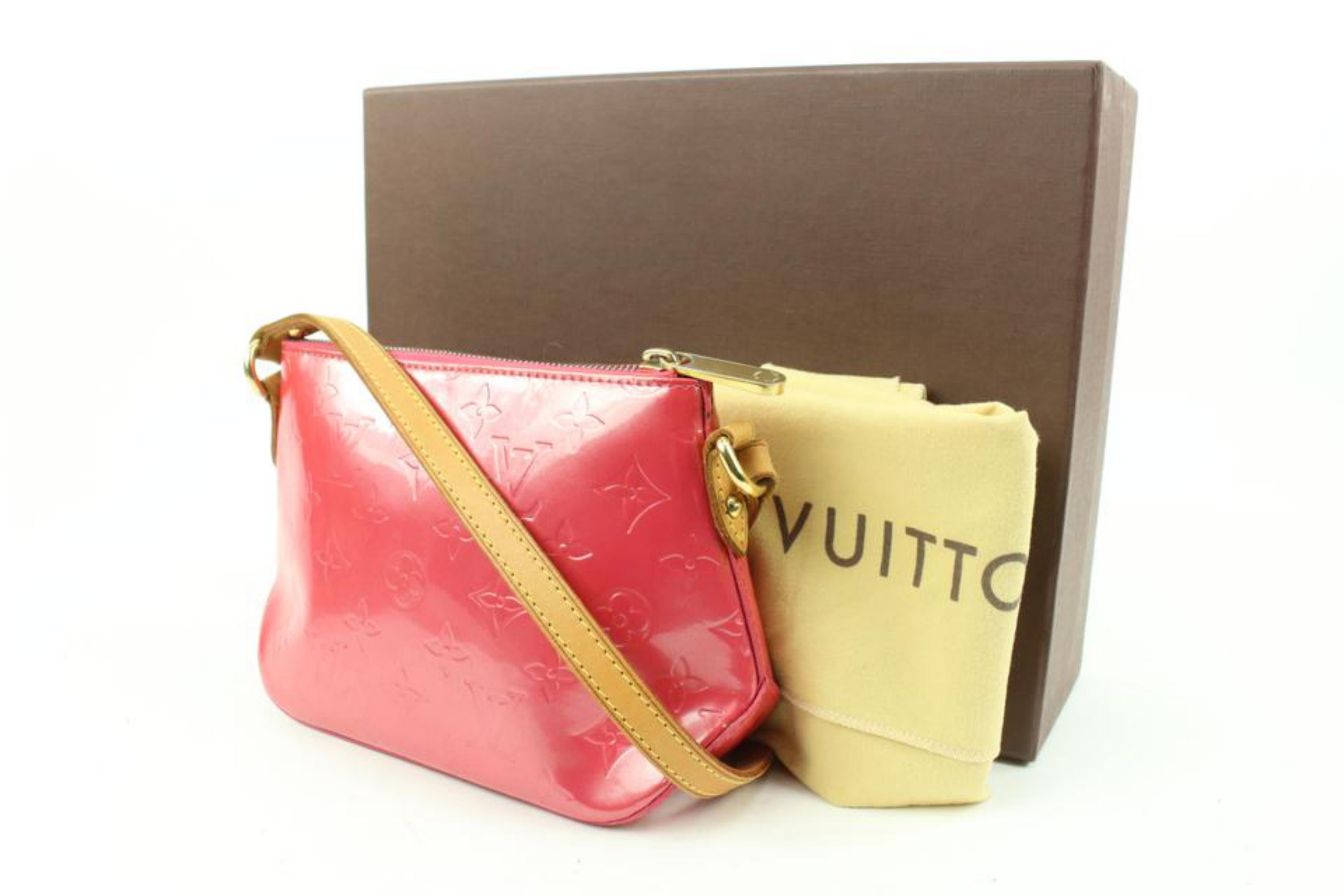 Louis Vuitton Framboise Pink Monogram Vernis Minna Street 24lv131s
Date Code/Serial Number: MI0046
Made In: France
Measurements: Length:  9.5