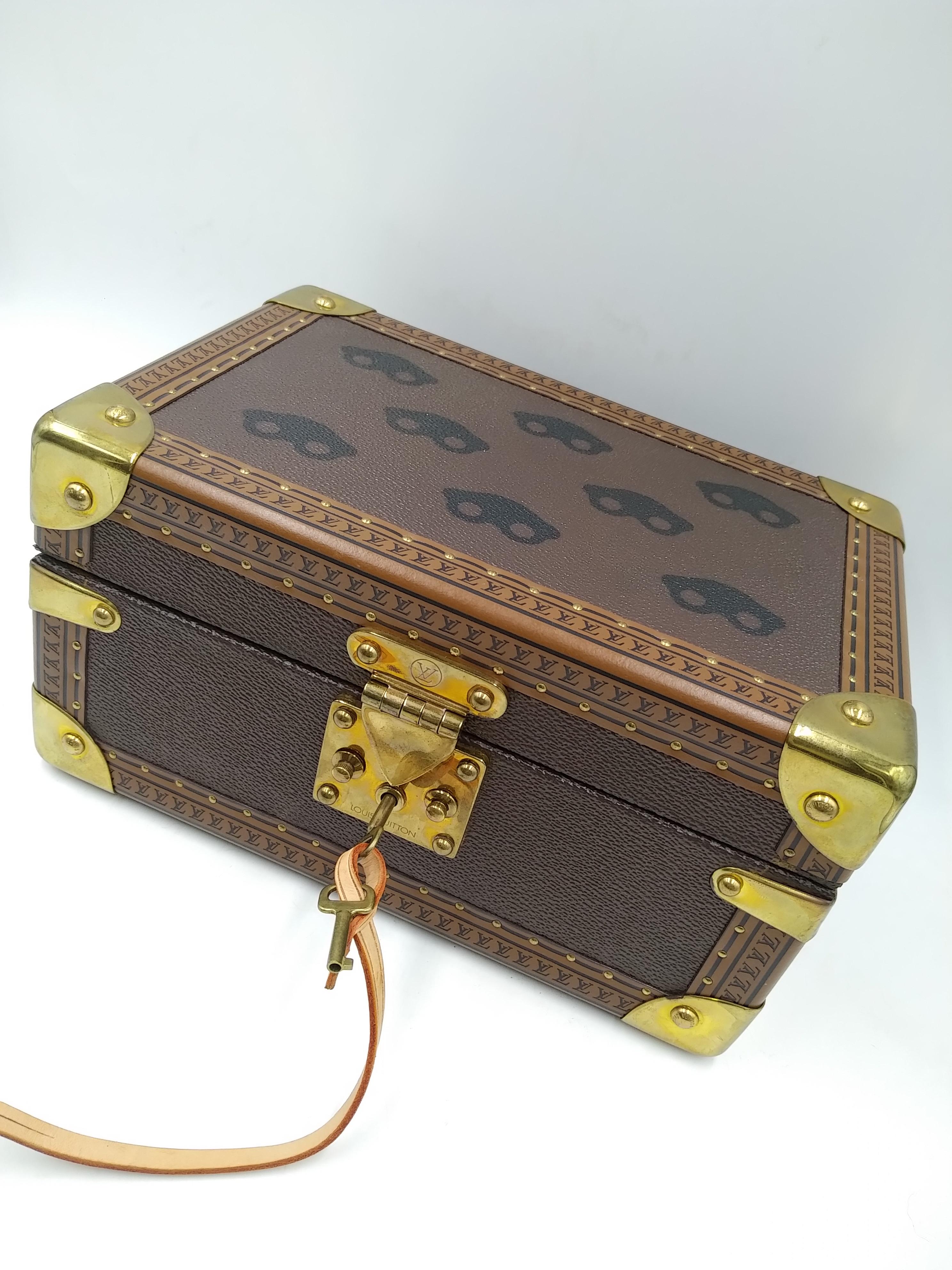 Boîte à bijoux Louis Vuitton Coffret Tresor 24 en toile grenouille Bon état - En vente à Lugano, Ticino