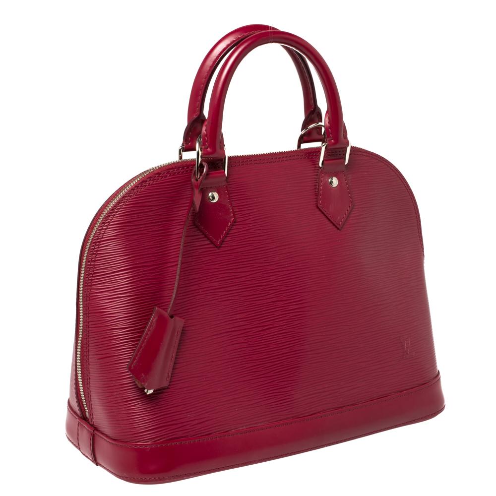 Louis Vuitton Fuchsia Epi Leder Alma PM Tasche im Zustand „Gut“ in Dubai, Al Qouz 2