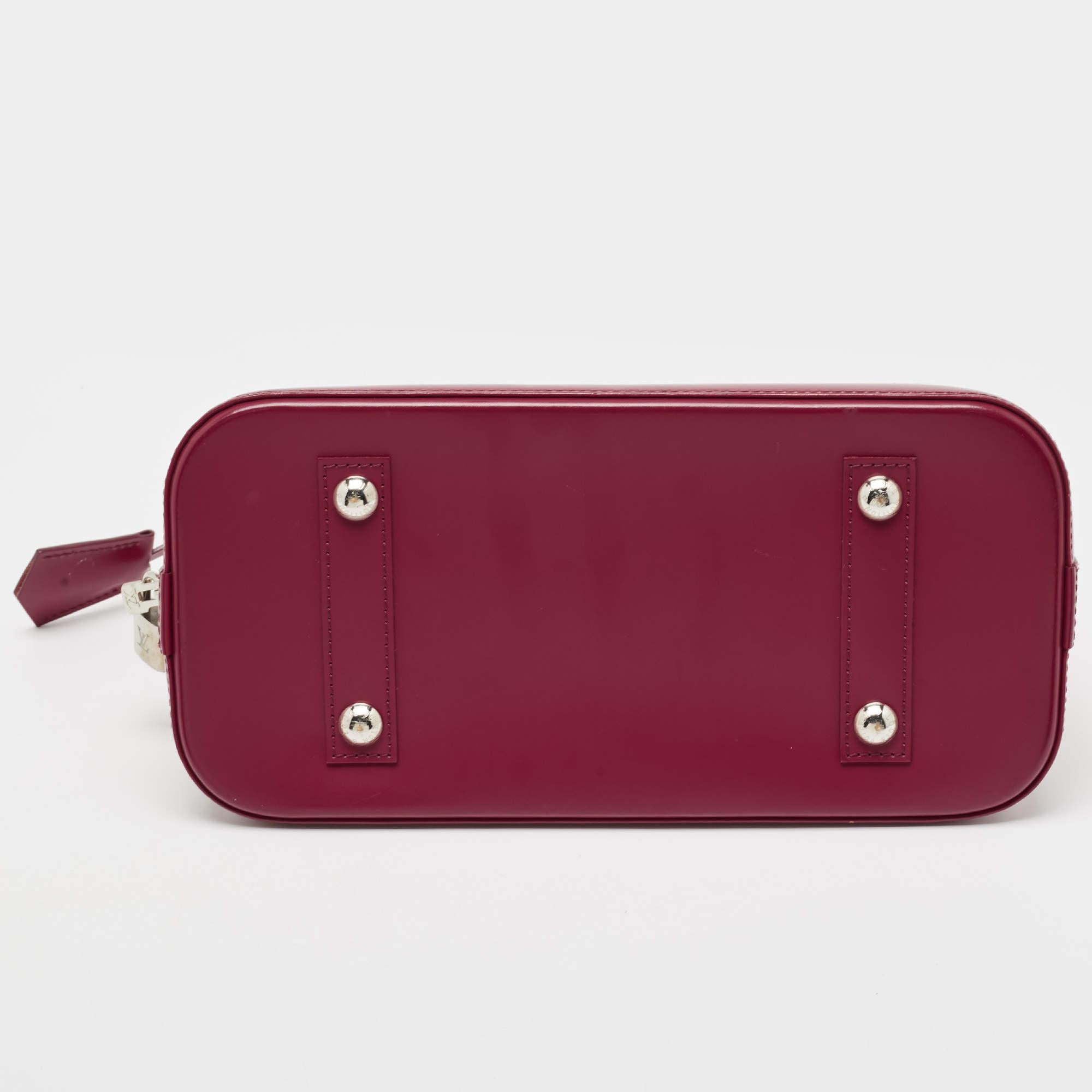 Louis Vuitton Fuchsia Epi Leather Alma PM Bag For Sale 1
