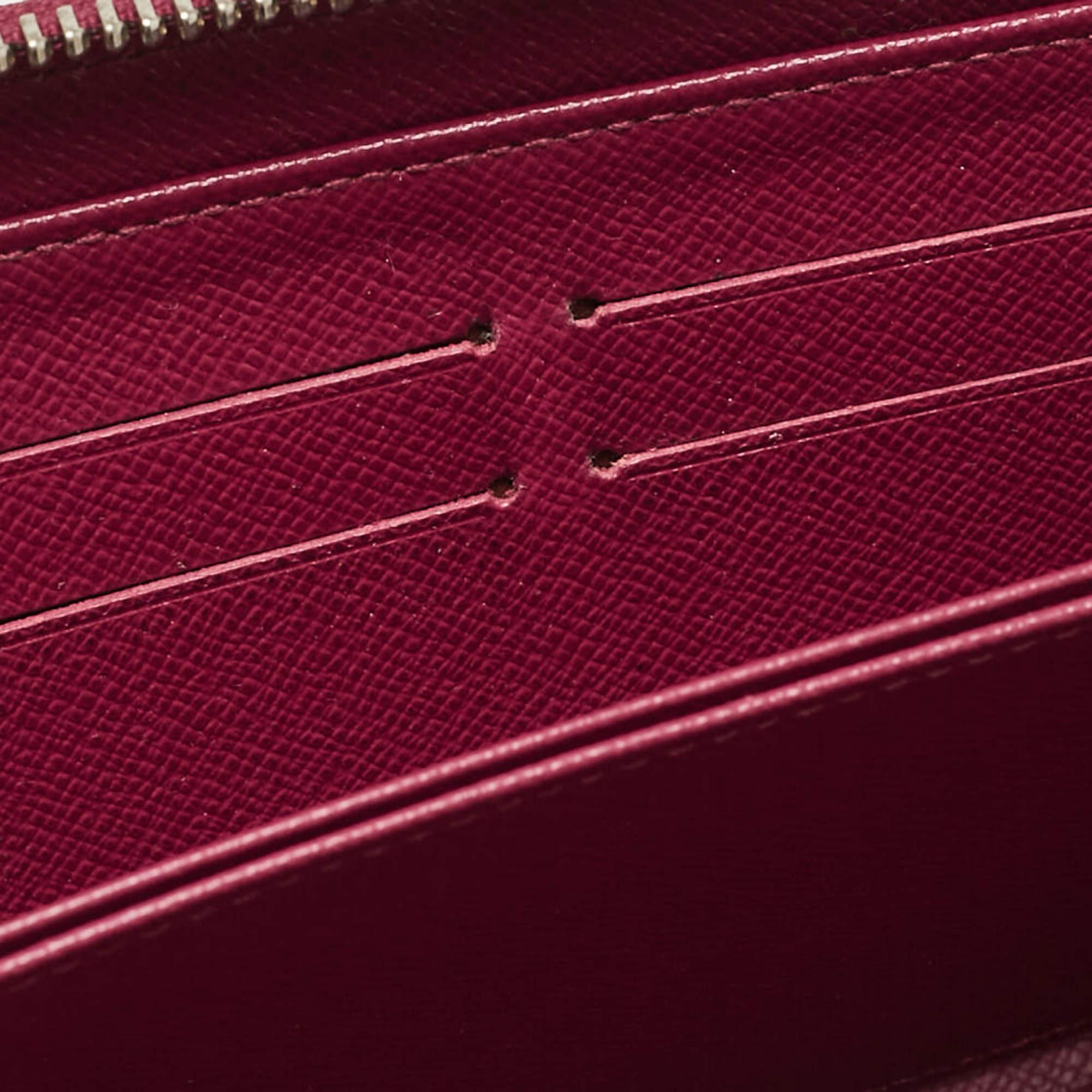 Portefeuille Zippy Louis Vuitton en cuir Epi fuchsia Bon état - En vente à Dubai, Al Qouz 2