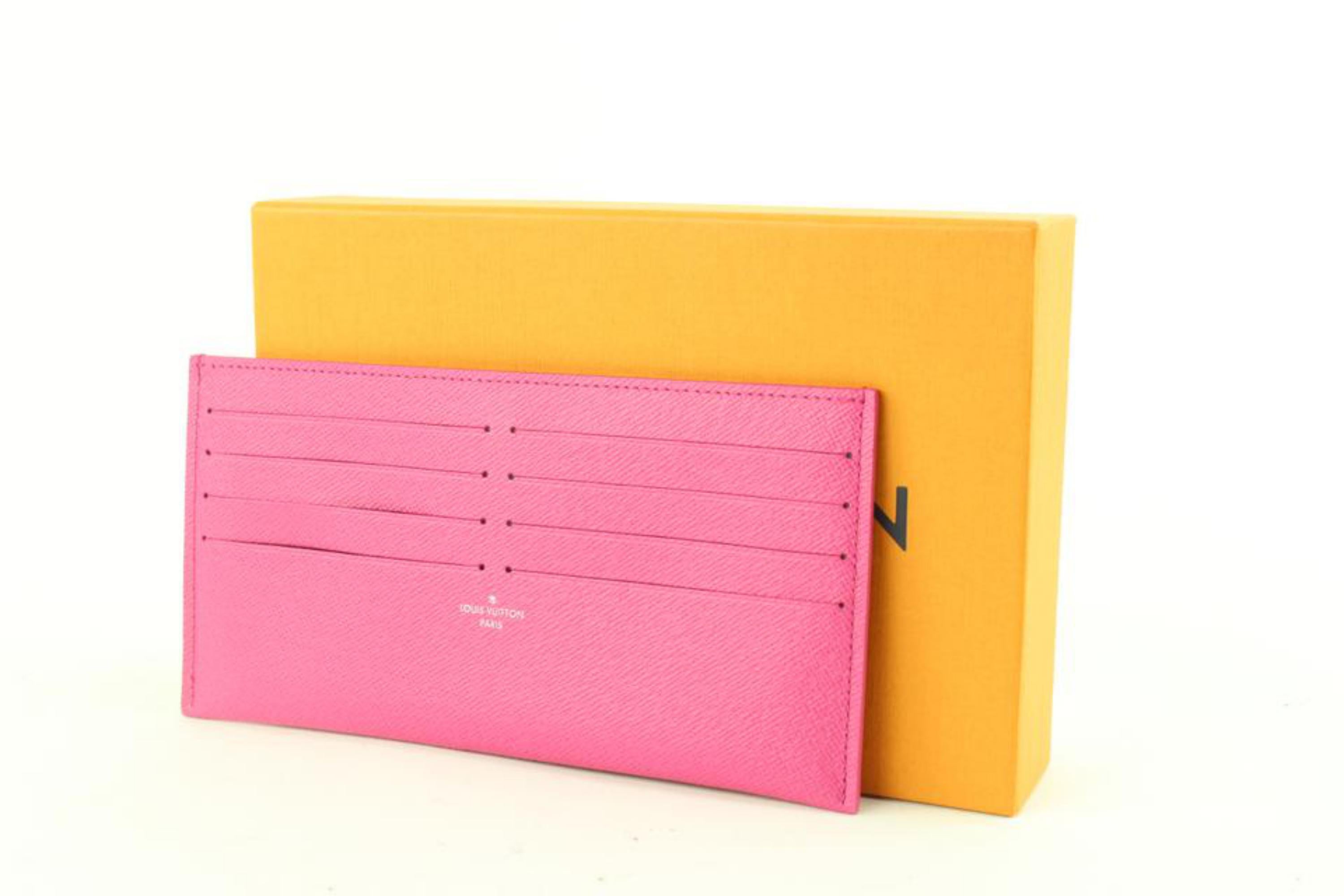 Louis Vuitton Fuchsia Leather Card Holder Felicie Insert 1222lv37
Measurements: Length:  7.4