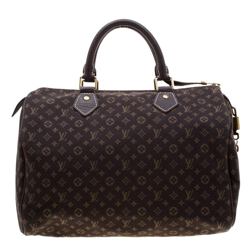 Titled as one of the greatest handbags in the history of luxury fashion, the Speedy from Louis Vuitton was first created for everyday use as a smaller version of their famous Keepall bag. This Speedy 30 comes crafted from monogram coated canvas with