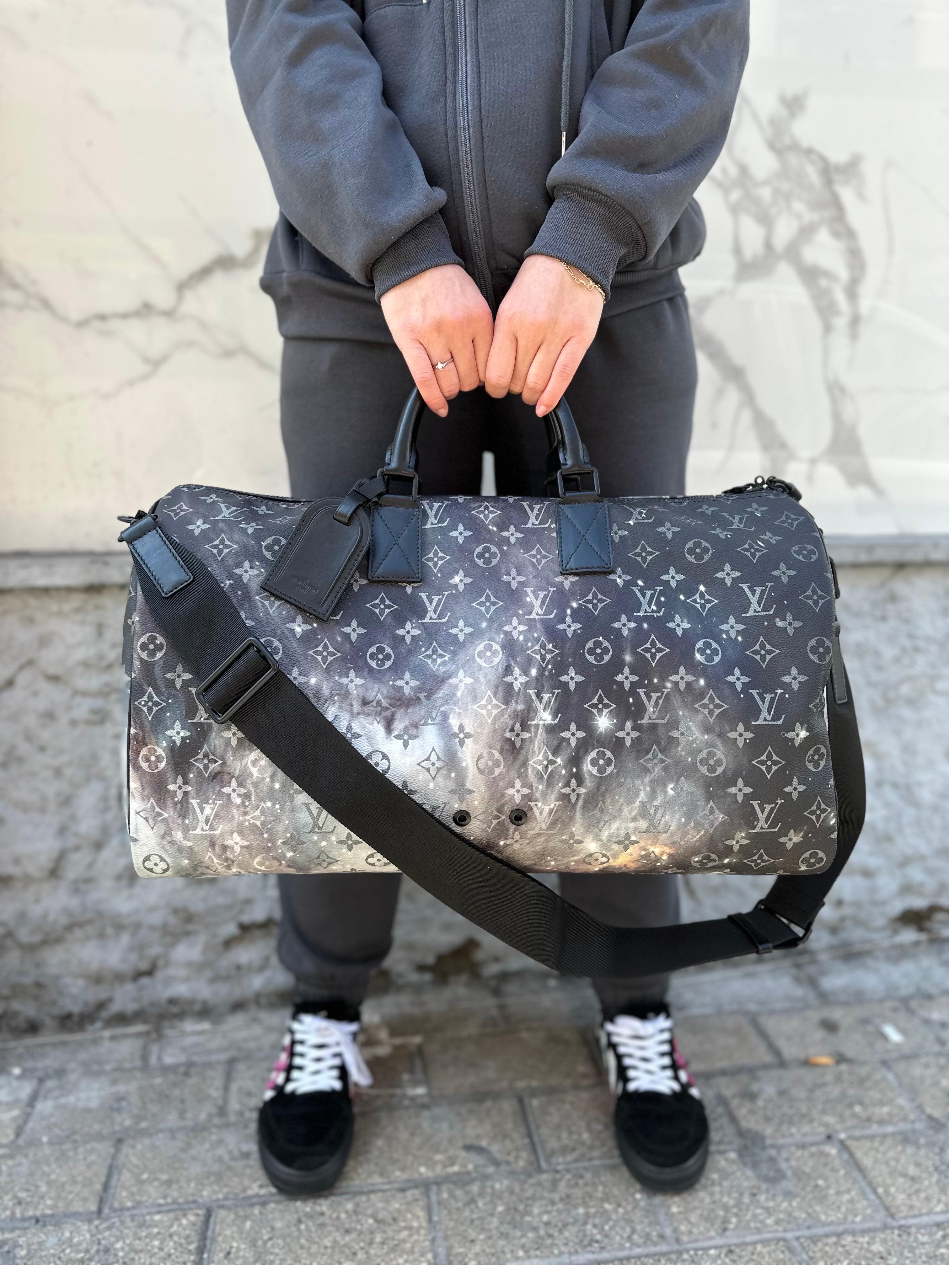 Louis Vuitton Galaxy Keepall Bandouliere 50 Limited Edition Travel Bag For Sale 13