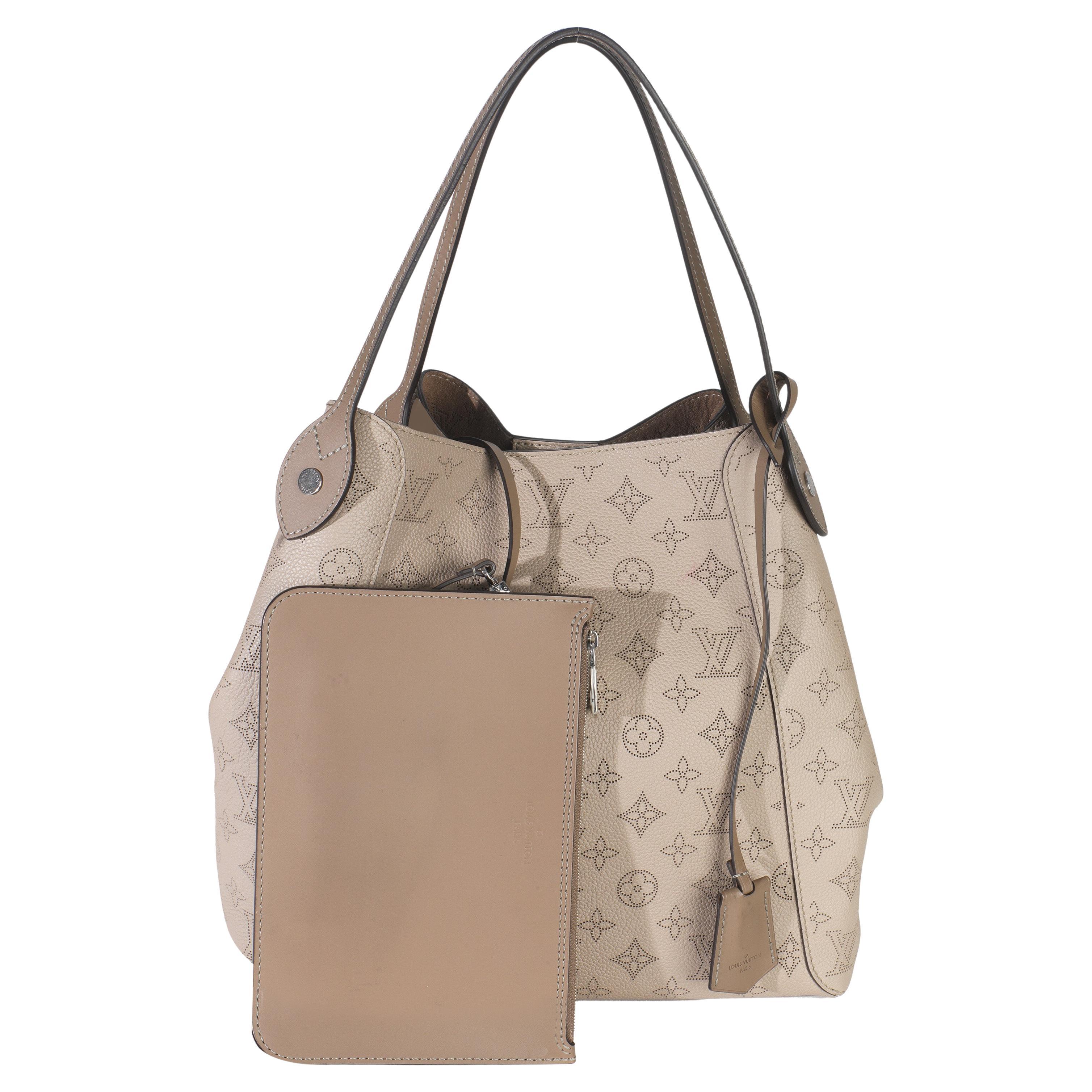 Louis Vuitton Galet Monogram Mahina Hina MM For Sale