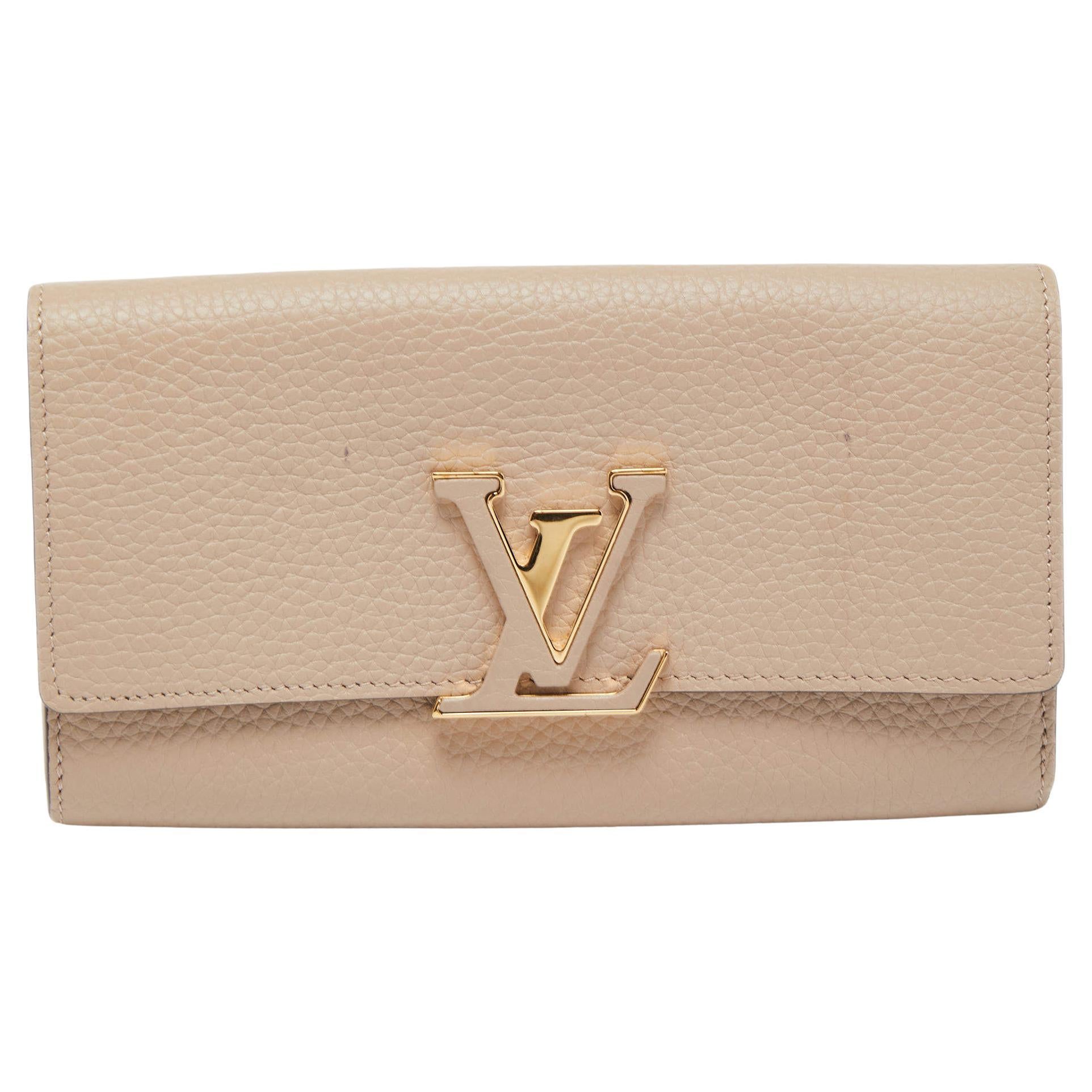 Louis Vuitton Cream White Monogram Vernis Zippy Wallet For Sale at 1stDibs