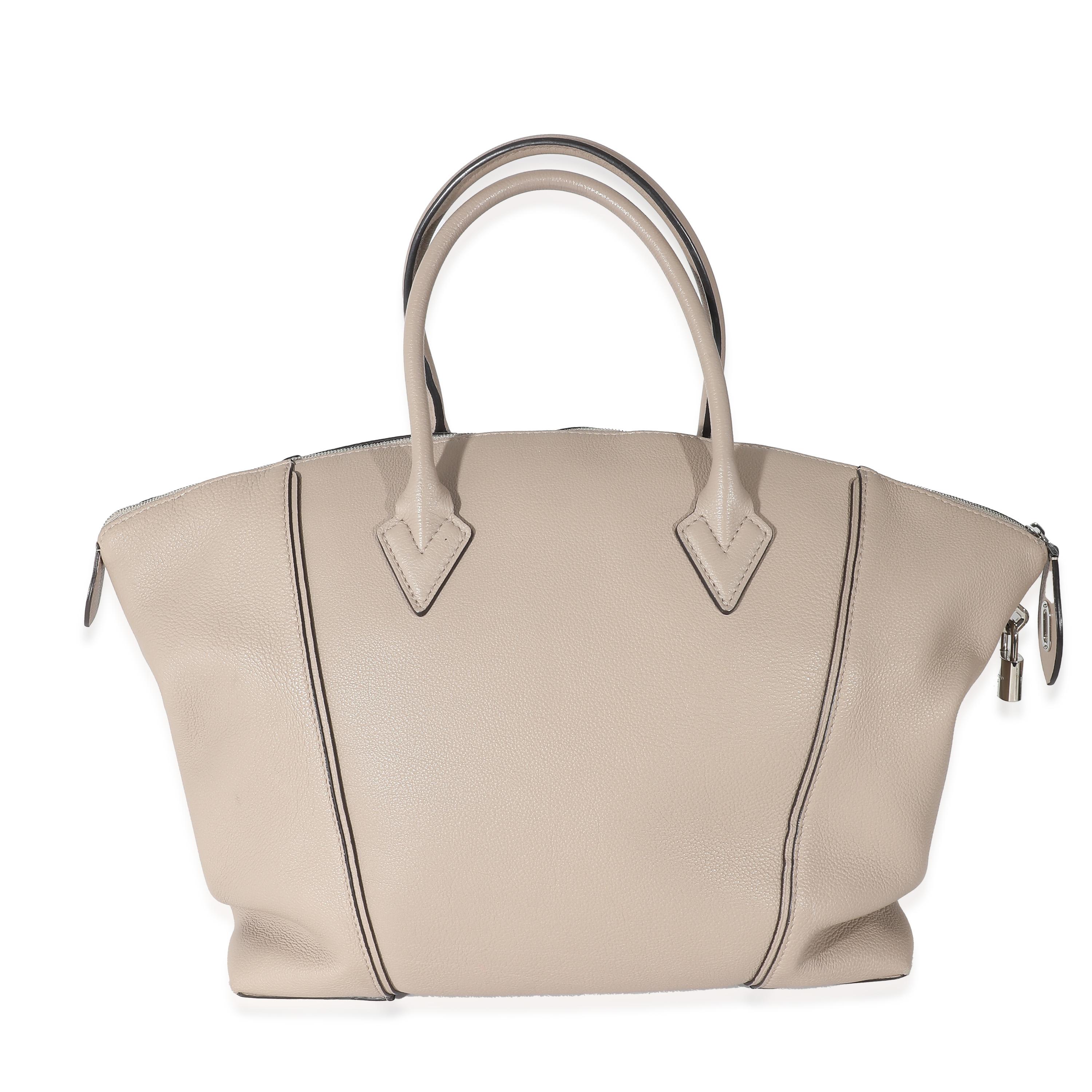 Titre de la liste : Louis Vuitton Galet Veau Cachemire Soft Lockit PM
SKU : 134401
Condit : Usagé 
Condition du sac à main : Bon
Commentaires sur l'état : L'article est en bon état avec des signes apparents d'usure. A l'extérieur, fortes éraflures