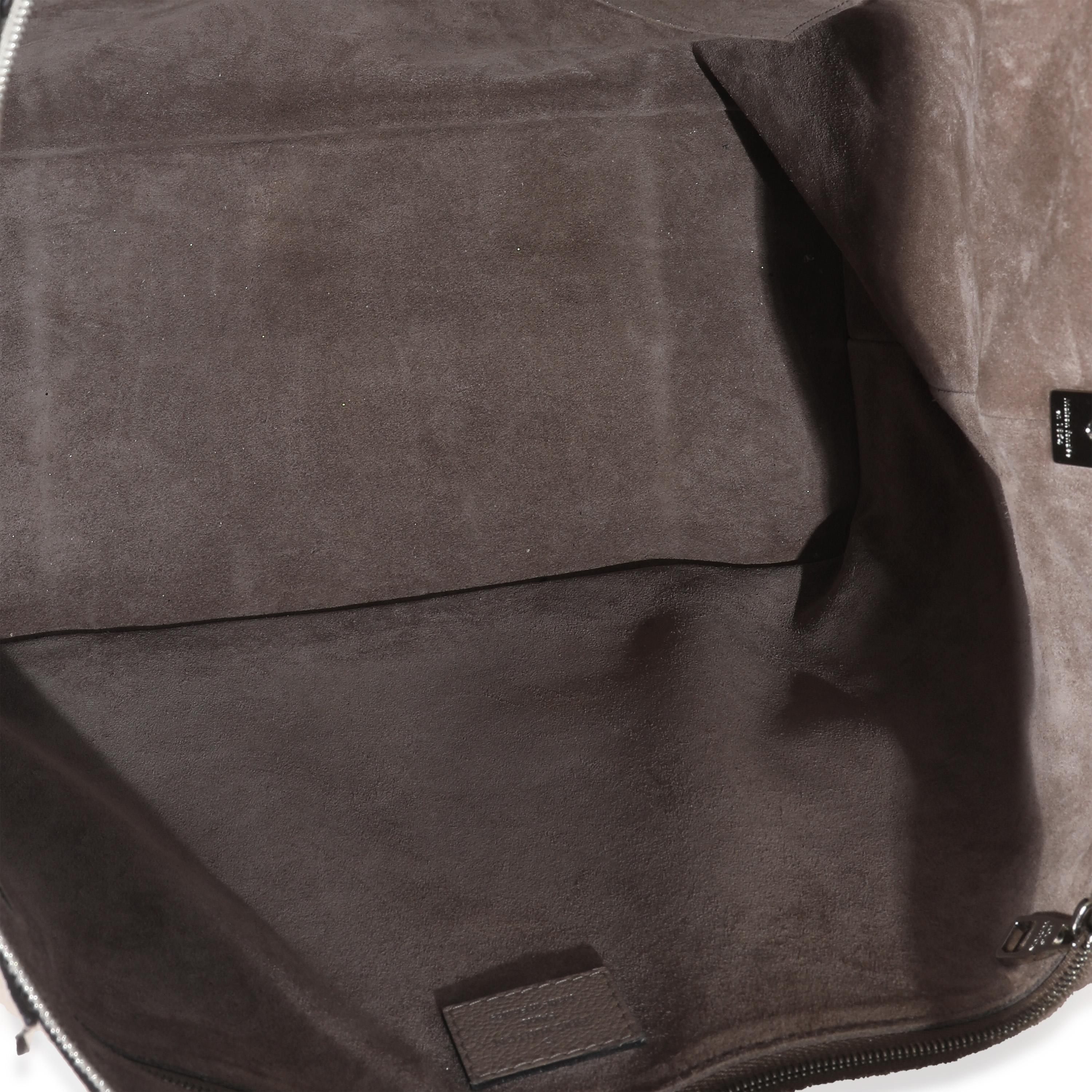 Louis Vuitton Galet Veau Cachemire Lockit MM 1