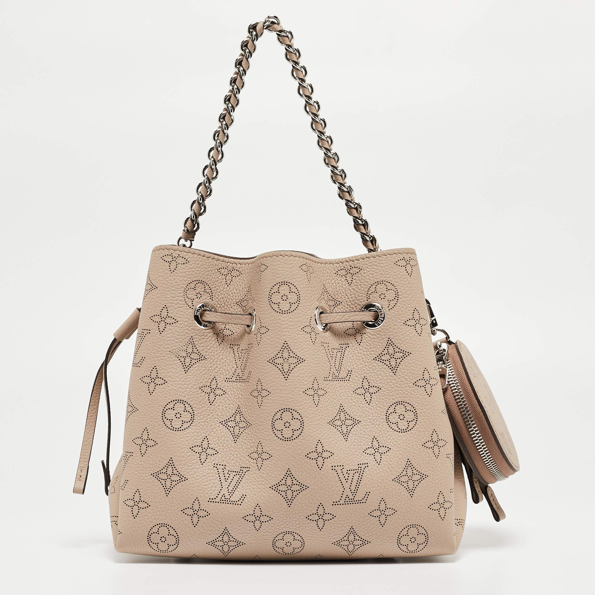Known to create stylish, sophisticated, and timeless designs, Louis Vuitton is a brand worth investing in. The bags that come from this Parisian brand's atelier are exquisite. This Bella bag is no different. It has been made from Monogram Mahina