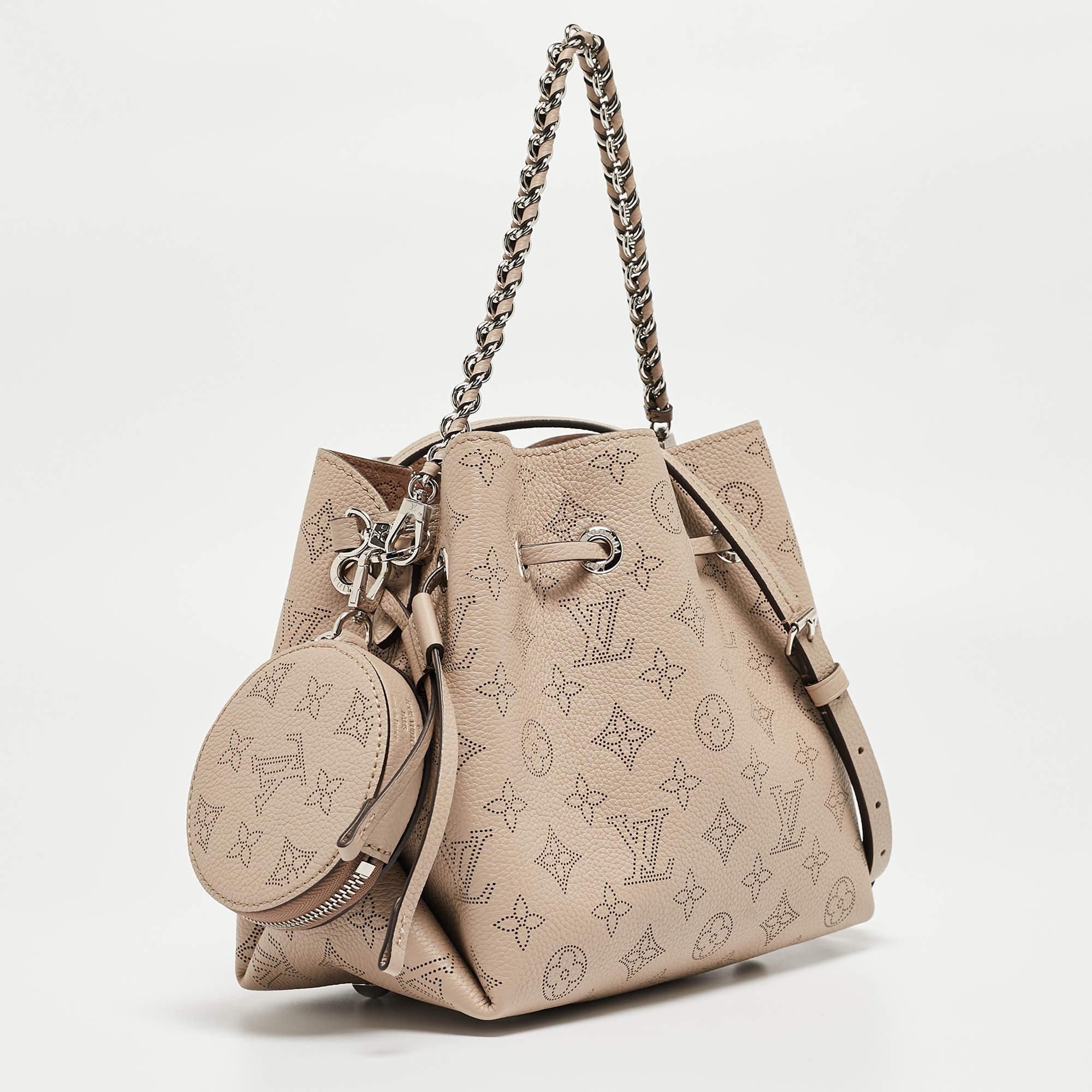 Women's Louis Vuitton Gallet Monogram Mahina Leather Bella Bag