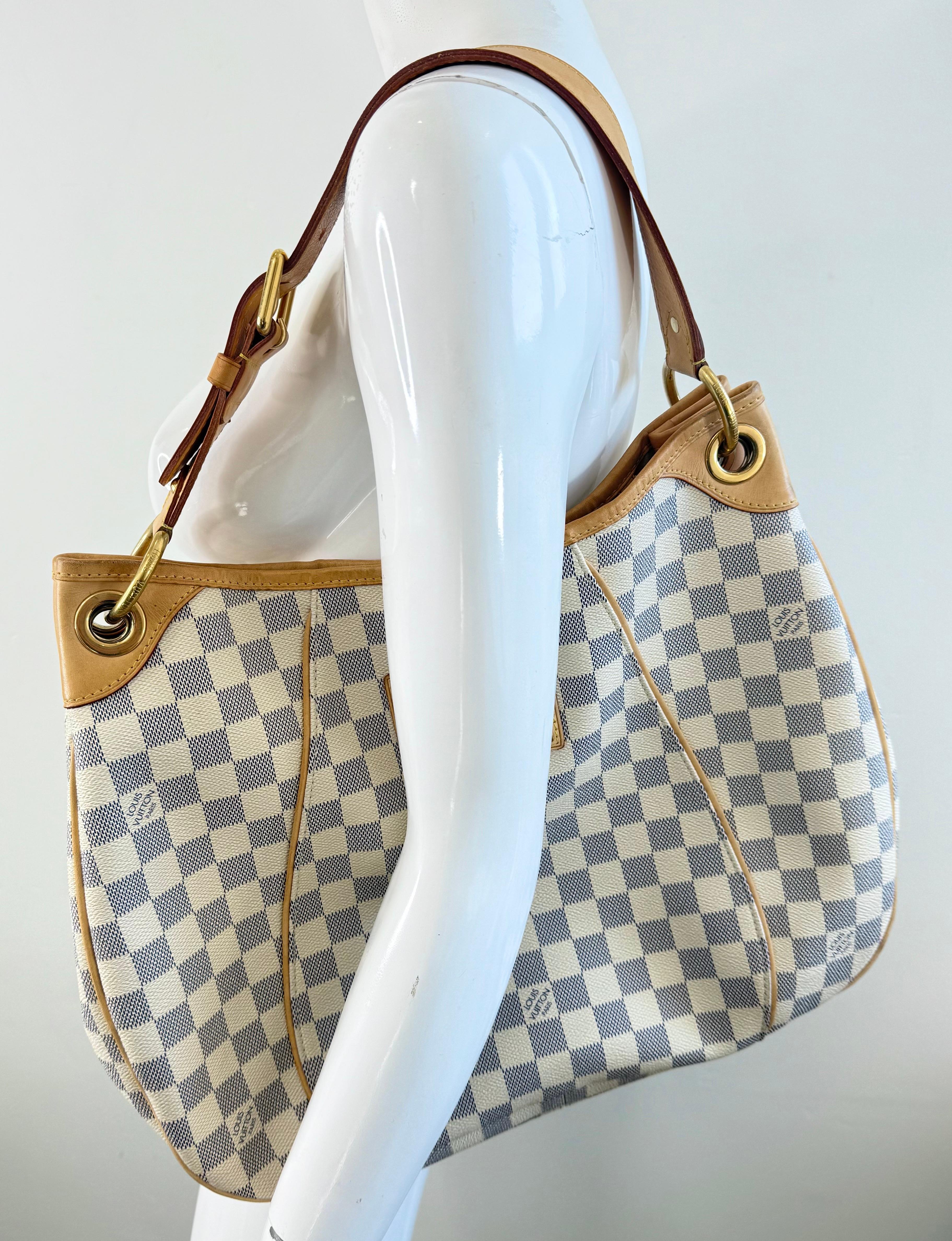 Louis Vuitton Galliera PM Damier Azur Canvas Shoulder Bag 2000s Iconic Tote en vente 6