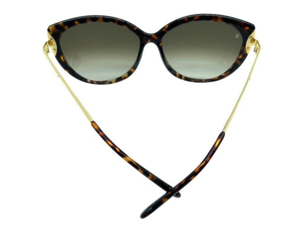 Louis Vuitton Garance Sunglasses In New Condition For Sale In London, GB