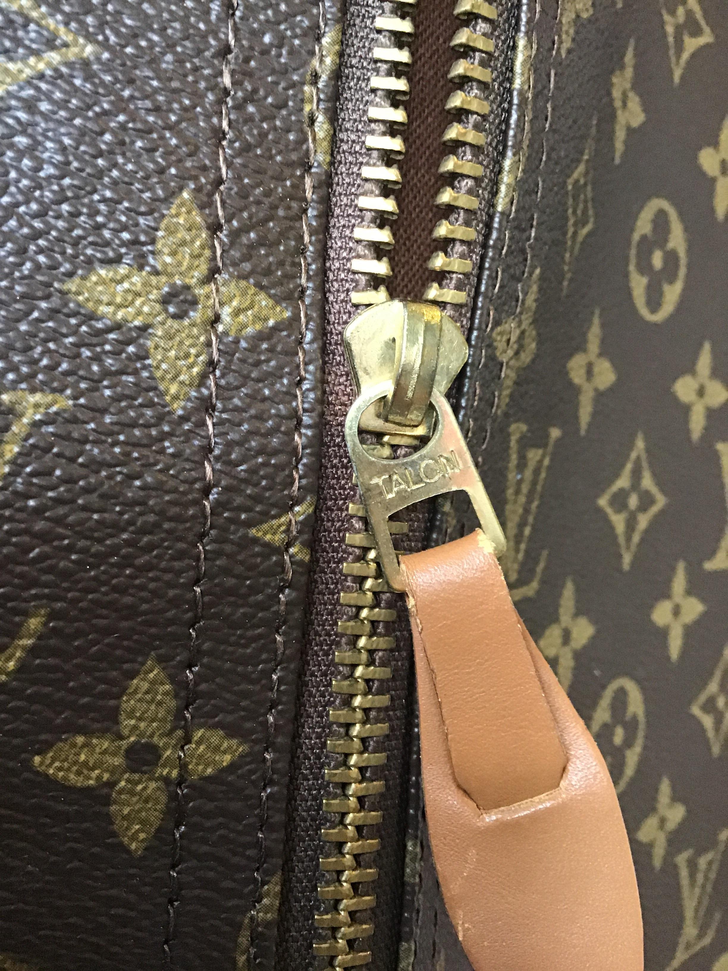 Louis Vuitton Garment Bag, 2000 In Good Condition In Tarrytown, NY