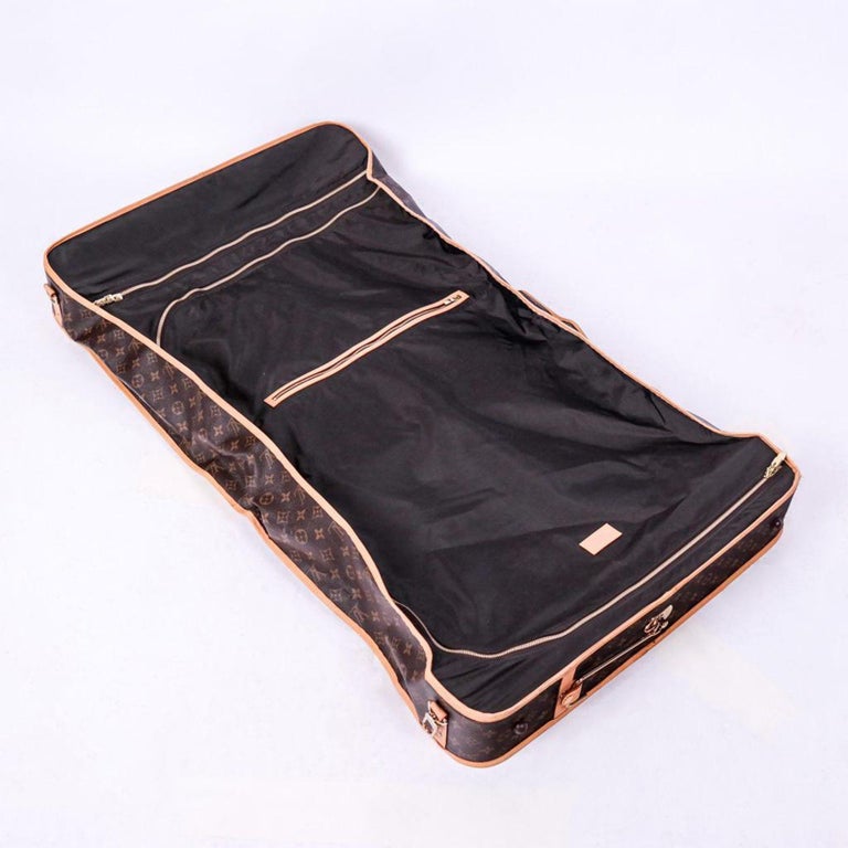 Rare Vintage Louis Vuitton Garment Bag, c. 1980's For Sale at 1stDibs