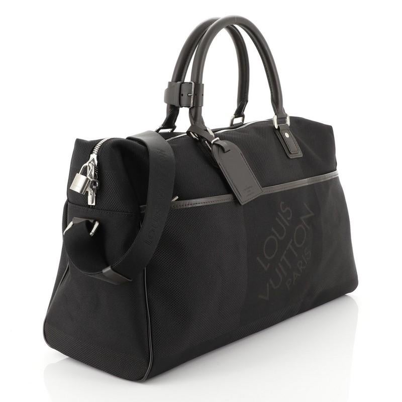This Louis Vuitton Geant Albatros Duffle Bag Limited Edition Canvas, crafted from black damier geant canvas, features dual leather handles, leather trim, exterior front zip pocket, and silver-tone hardware. Its two-way zip closure opens to a brown