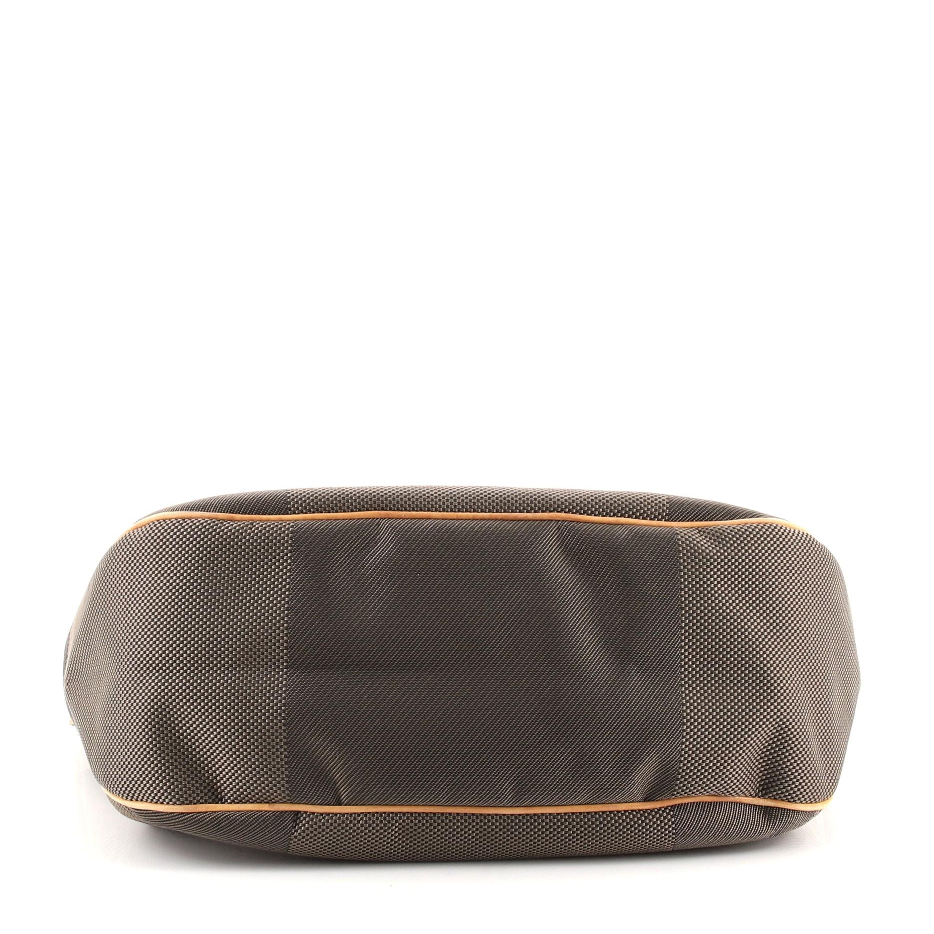 Louis Vuitton Geant Explorateur Shoulder Bag Geant Canvas In Fair Condition In NY, NY
