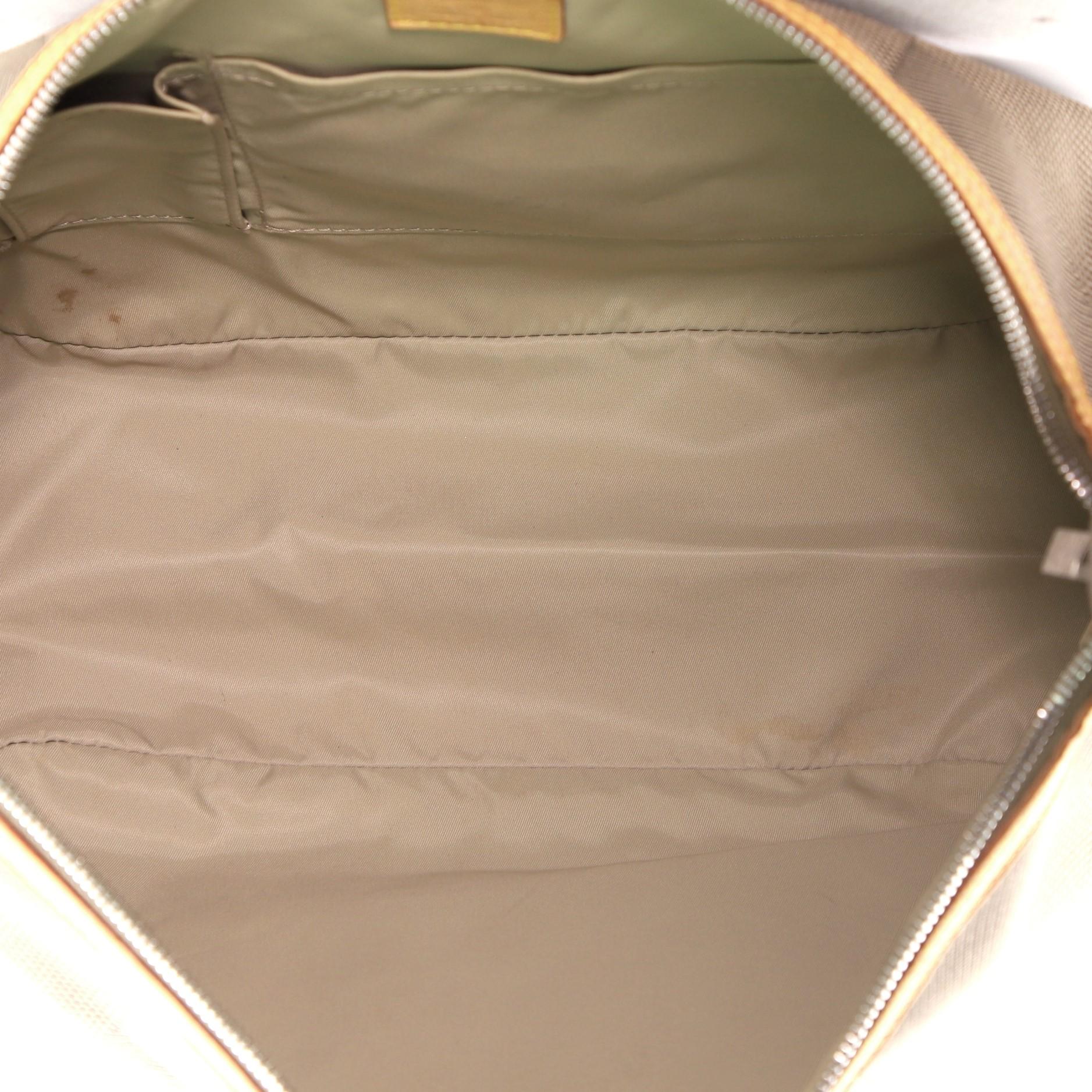 Women's or Men's Louis Vuitton Geant Explorateur Shoulder Bag Geant Canvas