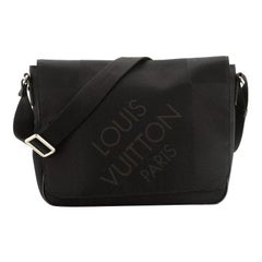 Louis Vuitton Geant Petit Messenger Handbag Limited Edition Canvas