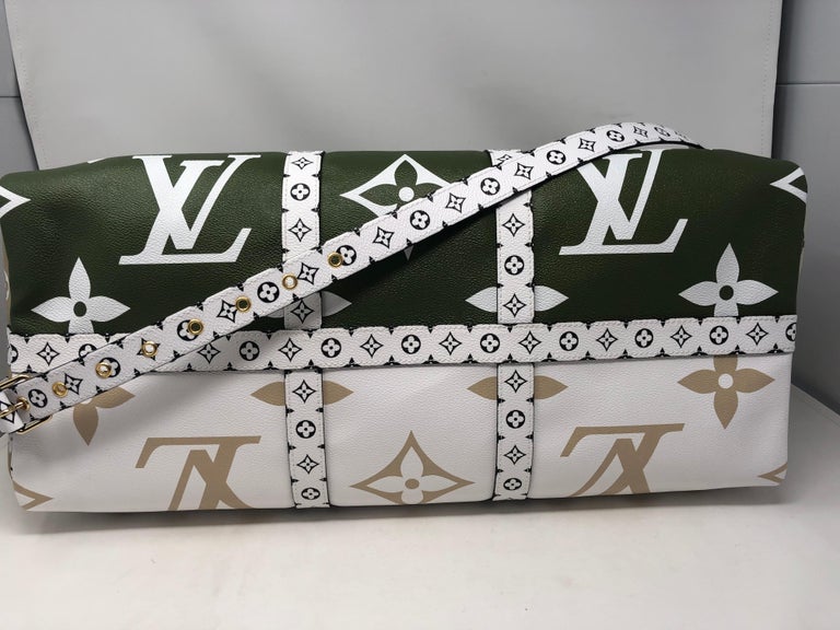 Louis Vuitton GIANT MONOGRAM Keepall 50 Bandouliere Khaki Green