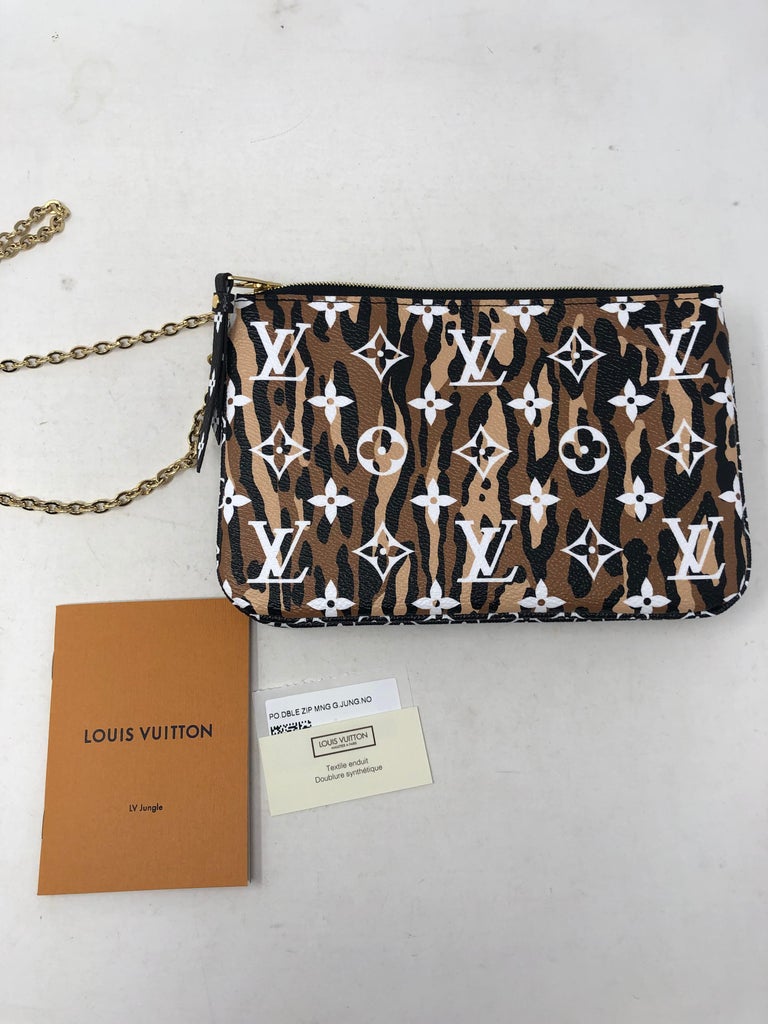 Louis Vuitton | Monogram Giant Jungle Pochette Double Zip Black | M67874