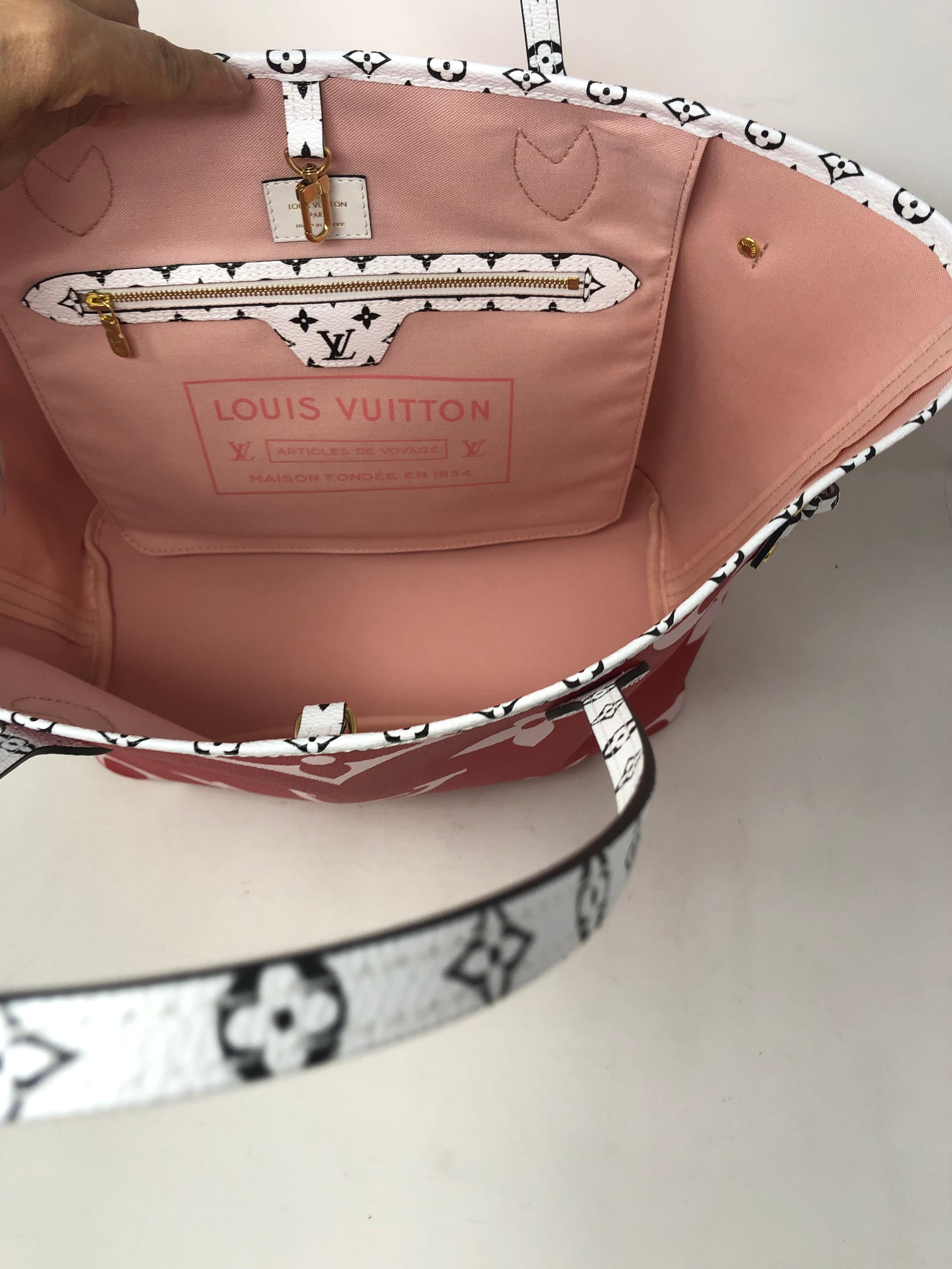 Louis Vuitton Giant Mono Rouge Neverfull MM  6