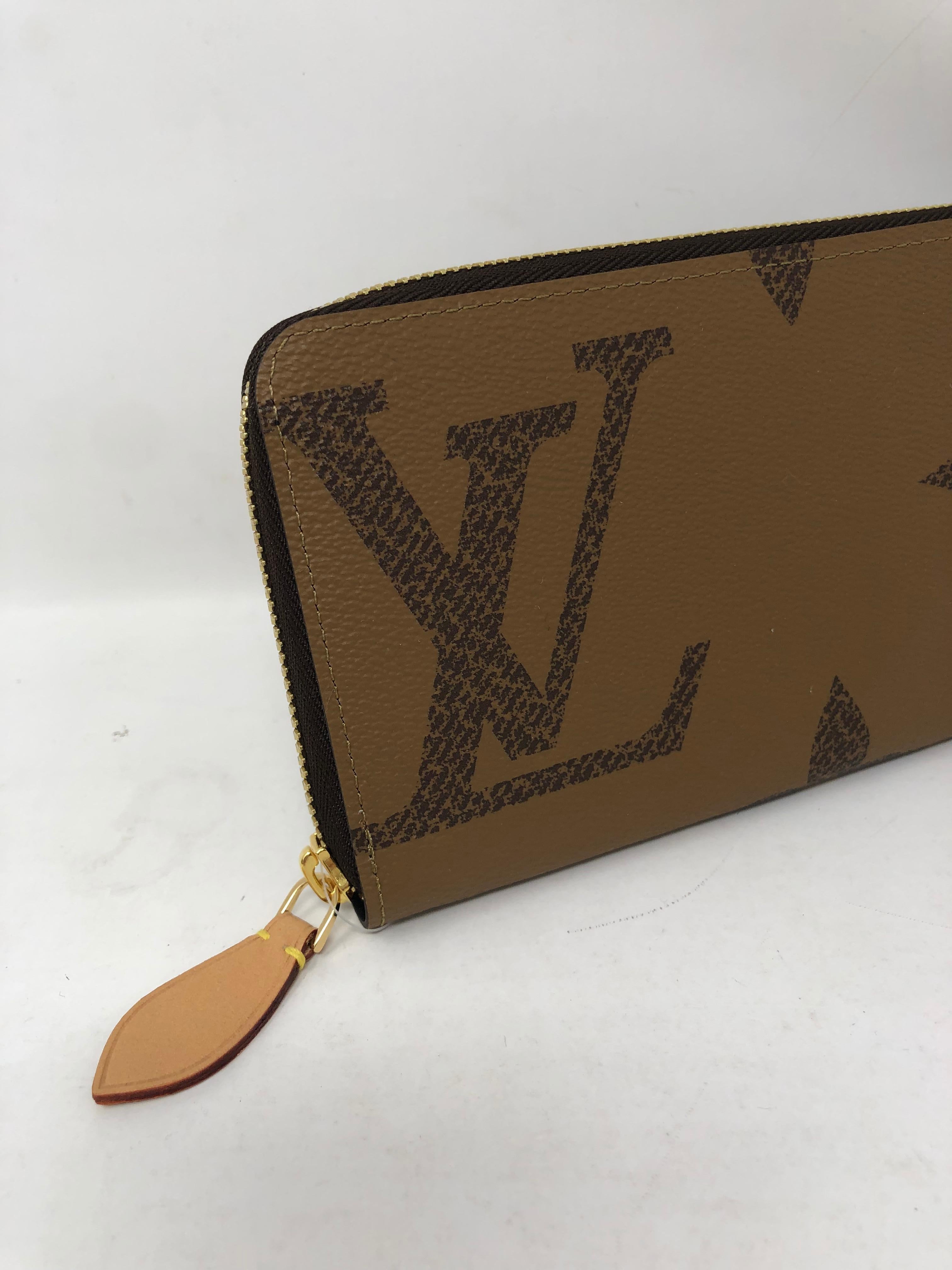 Louis Vuitton Giant Mono Zippy Wallet 1