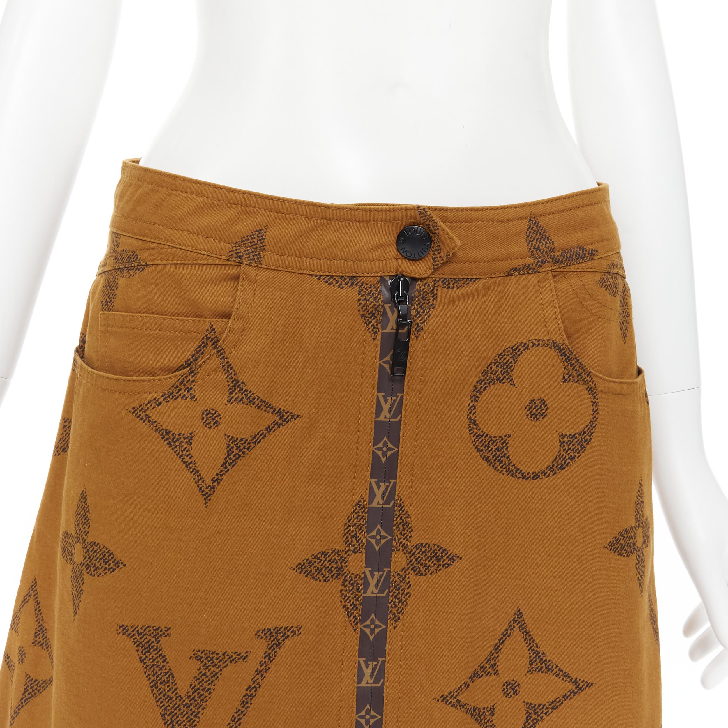 Women's LOUIS VUITTON Giant Monogram LV brown canvas cotton A-line mini skirt FR40 M