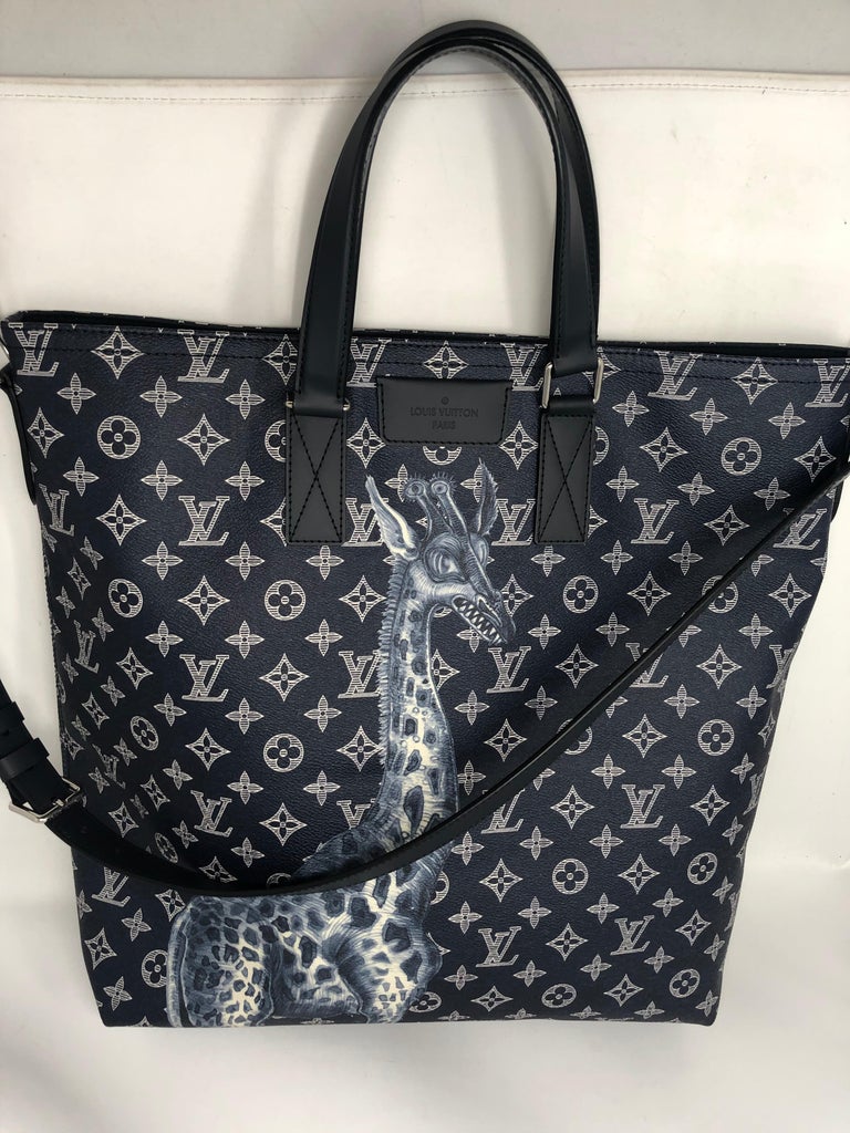 Sell Louis Vuitton Giraffe Navy Tote Bag - Navy Blue