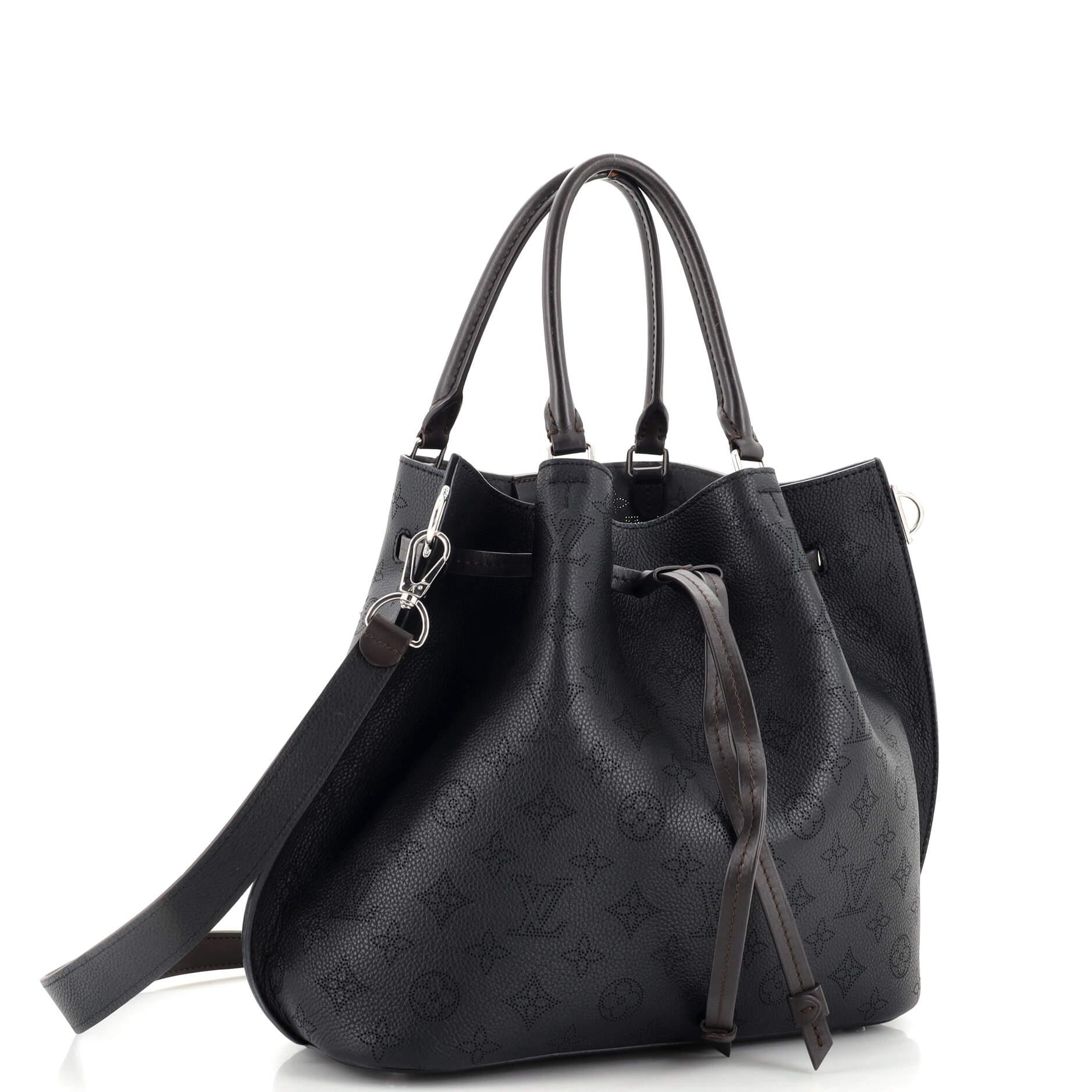 Louis Vuitton Girolata Handbag Mahina Leather In Good Condition For Sale In NY, NY