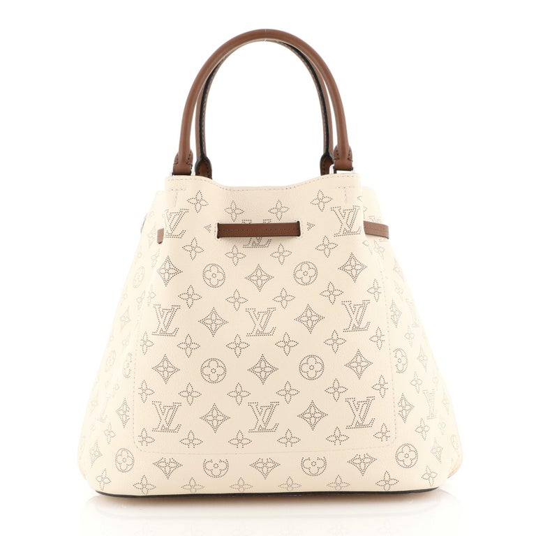 Girolata leather handbag Louis Vuitton Multicolour in Leather - 34979940