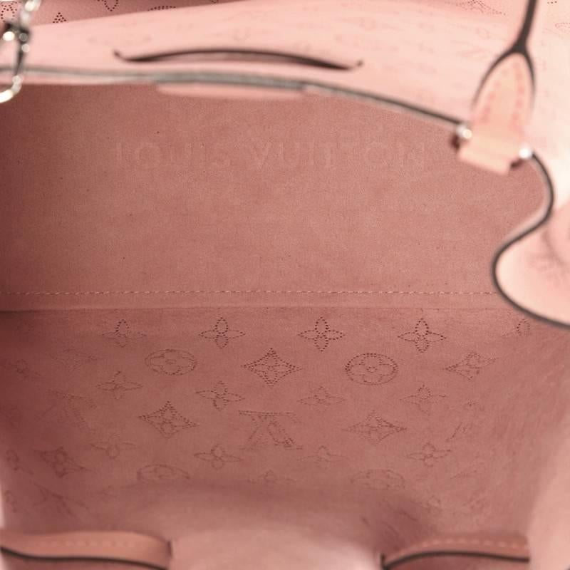 Beige Louis Vuitton Girolata Handbag Mahina Leather