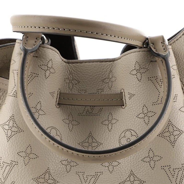 Louis Vuitton Monogram Mahina Girolata w/ Pouch - Black Totes, Handbags -  LOU799395