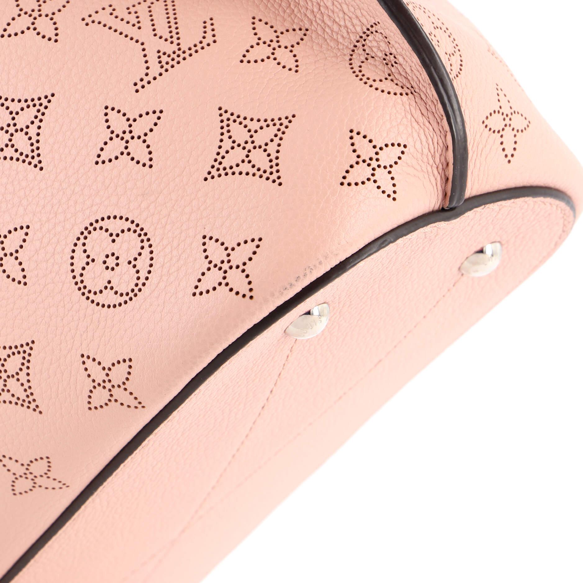 Louis Vuitton Girolata Handtasche aus Mahina-Leder 3