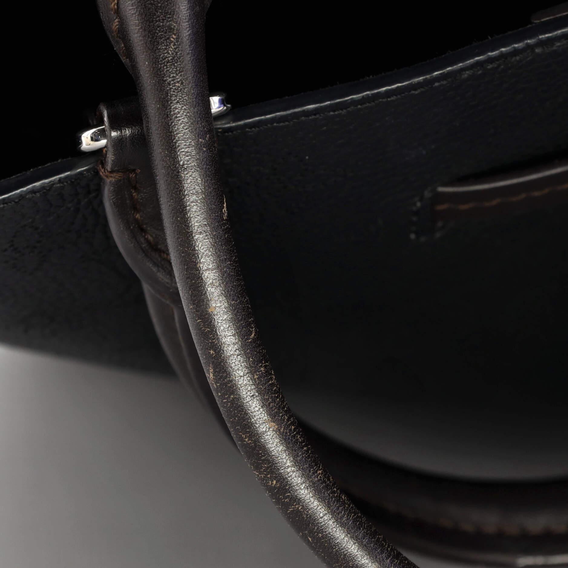 Louis Vuitton Girolata Handbag Mahina Leather For Sale 5