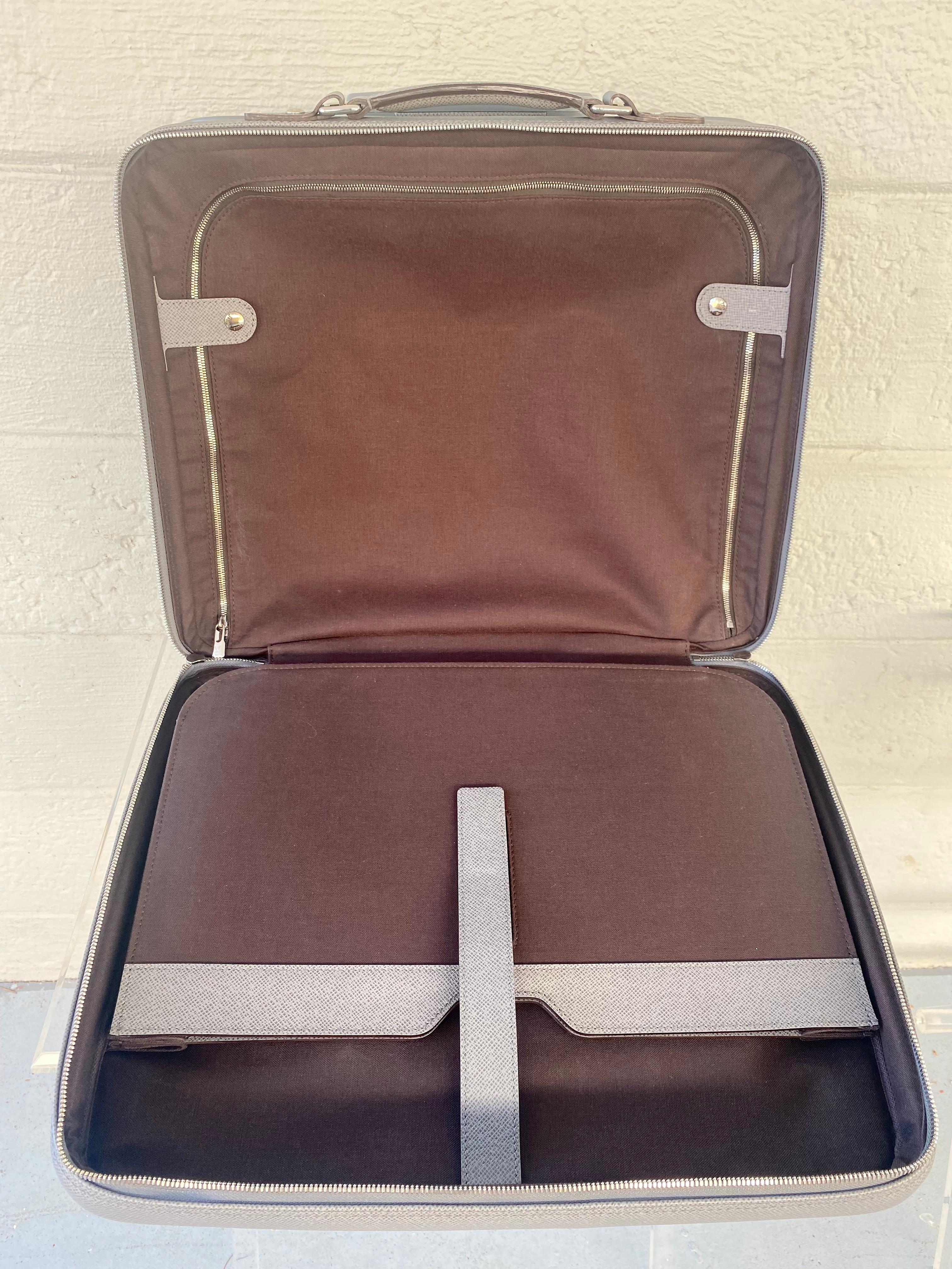 Louis Vuitton Glacier Taiga Leather Pilot Carry On Luggage 3
