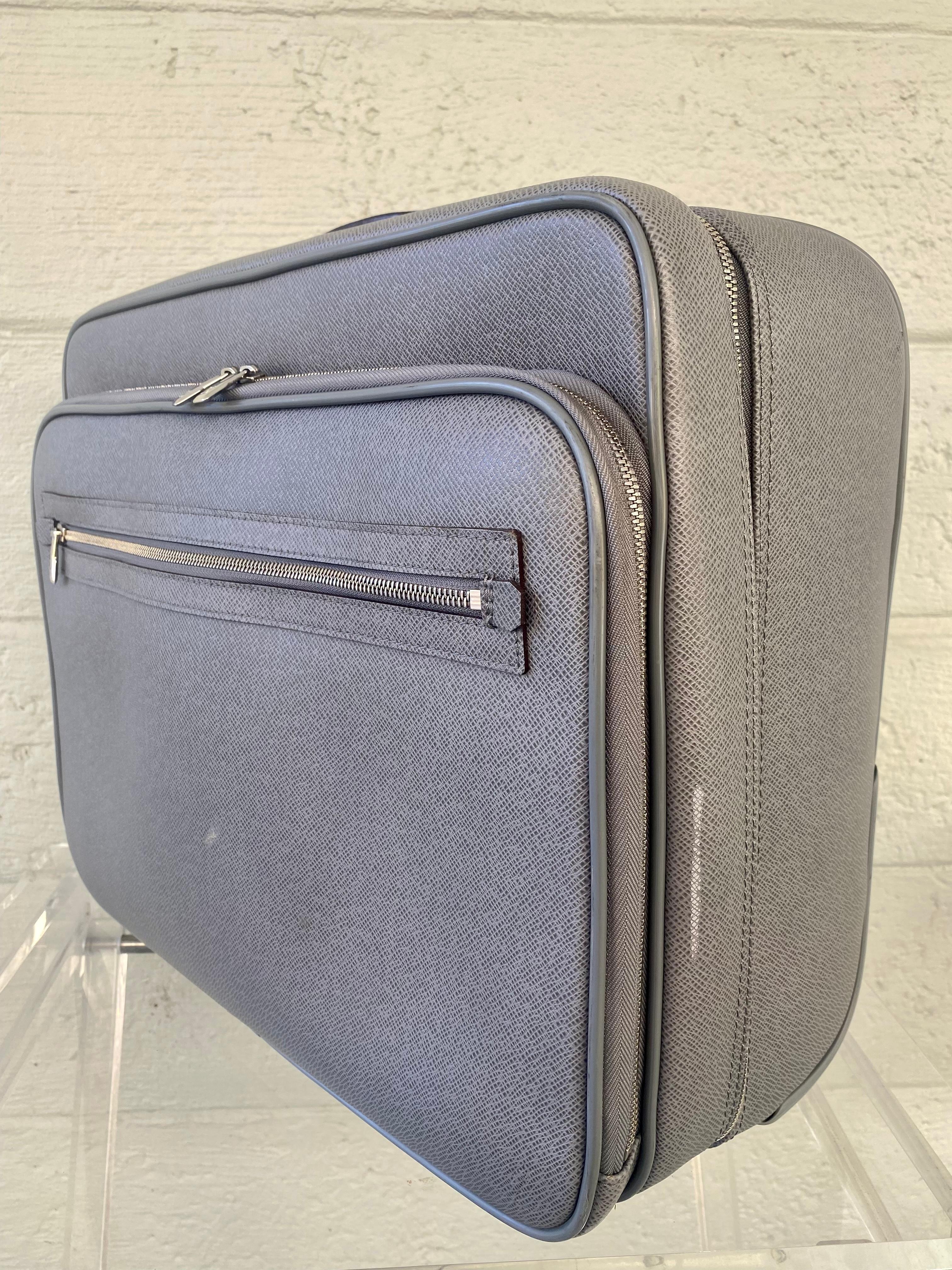Gray Louis Vuitton Glacier Taiga Leather Pilot Carry On Luggage