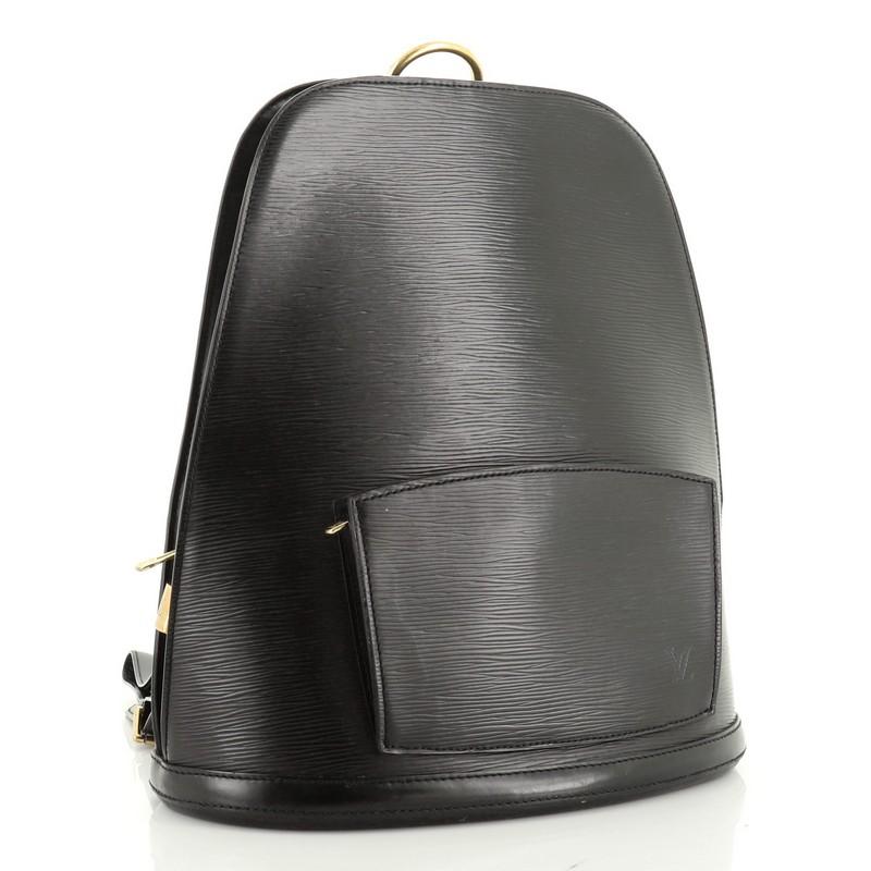 Estimated Retail Price: $1,310
Condition: Good. Small marks on base, light scuffs and creasing on exterior and strap, minor wear on base corners, scratches on hardware.
Accessories: No Accessories
Measurements: Handle Drop 1.5