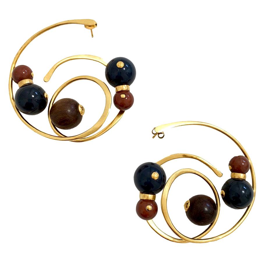 LOUIS VUITTON Gold And Pearl Hoops Earrings