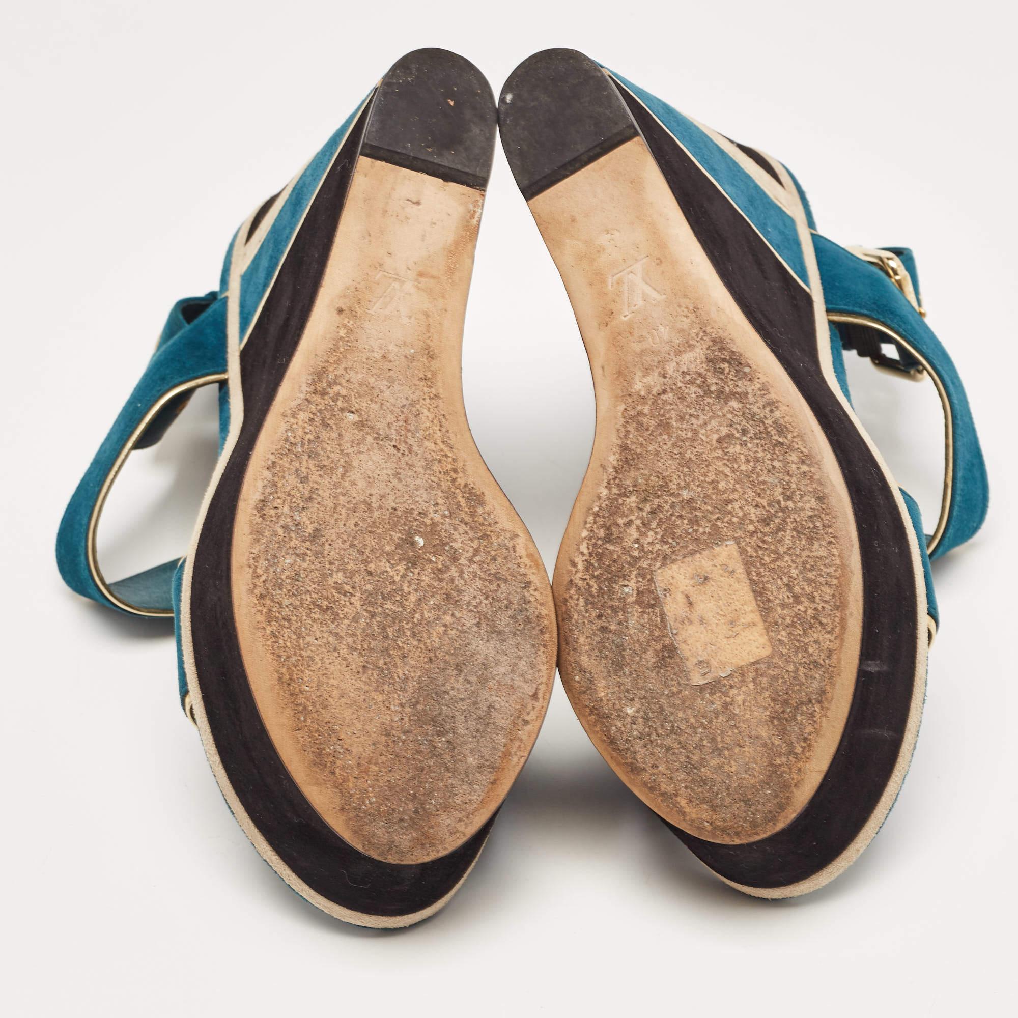 Louis Vuitton Gold/Blue Suede Wedge Platform Slingback Sandals Size 40 For Sale 2