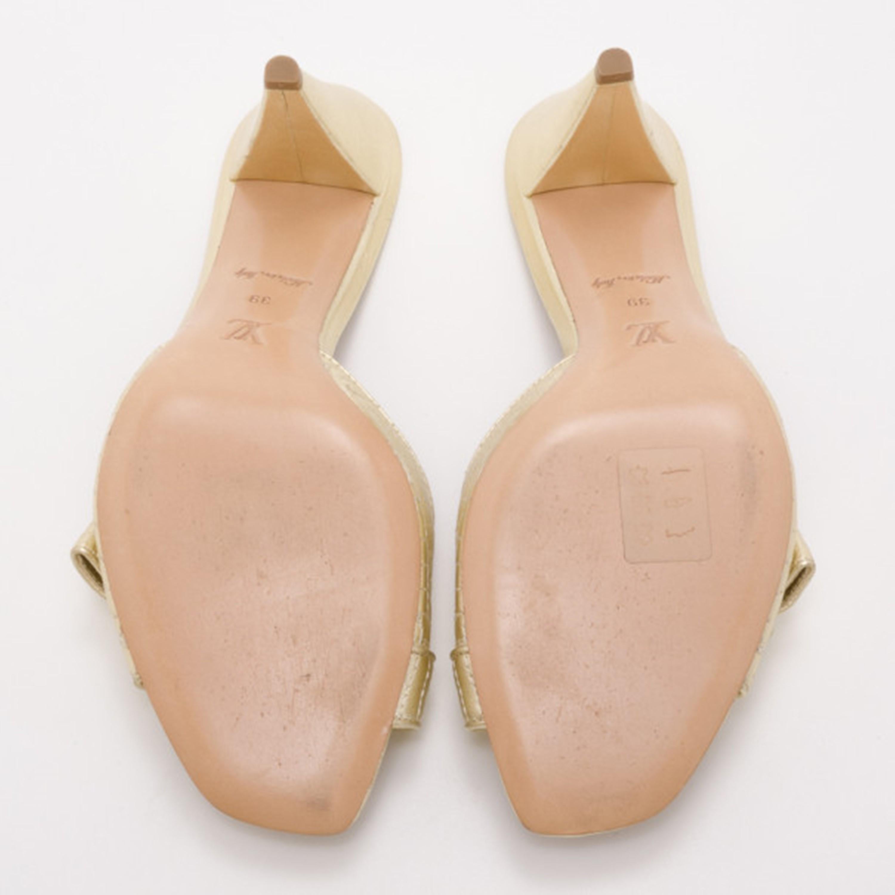 Women's Louis Vuitton Gold Evening Sandals Size 39
