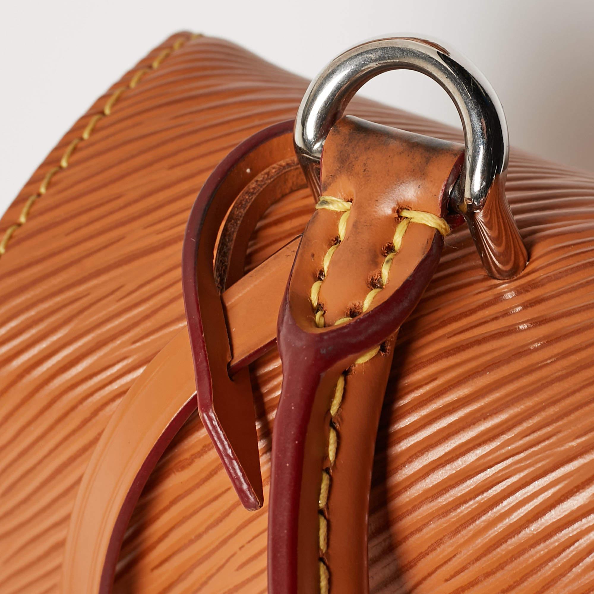 Louis Vuitton Gold Honey Epi Leather Mini Cluny Bag 8